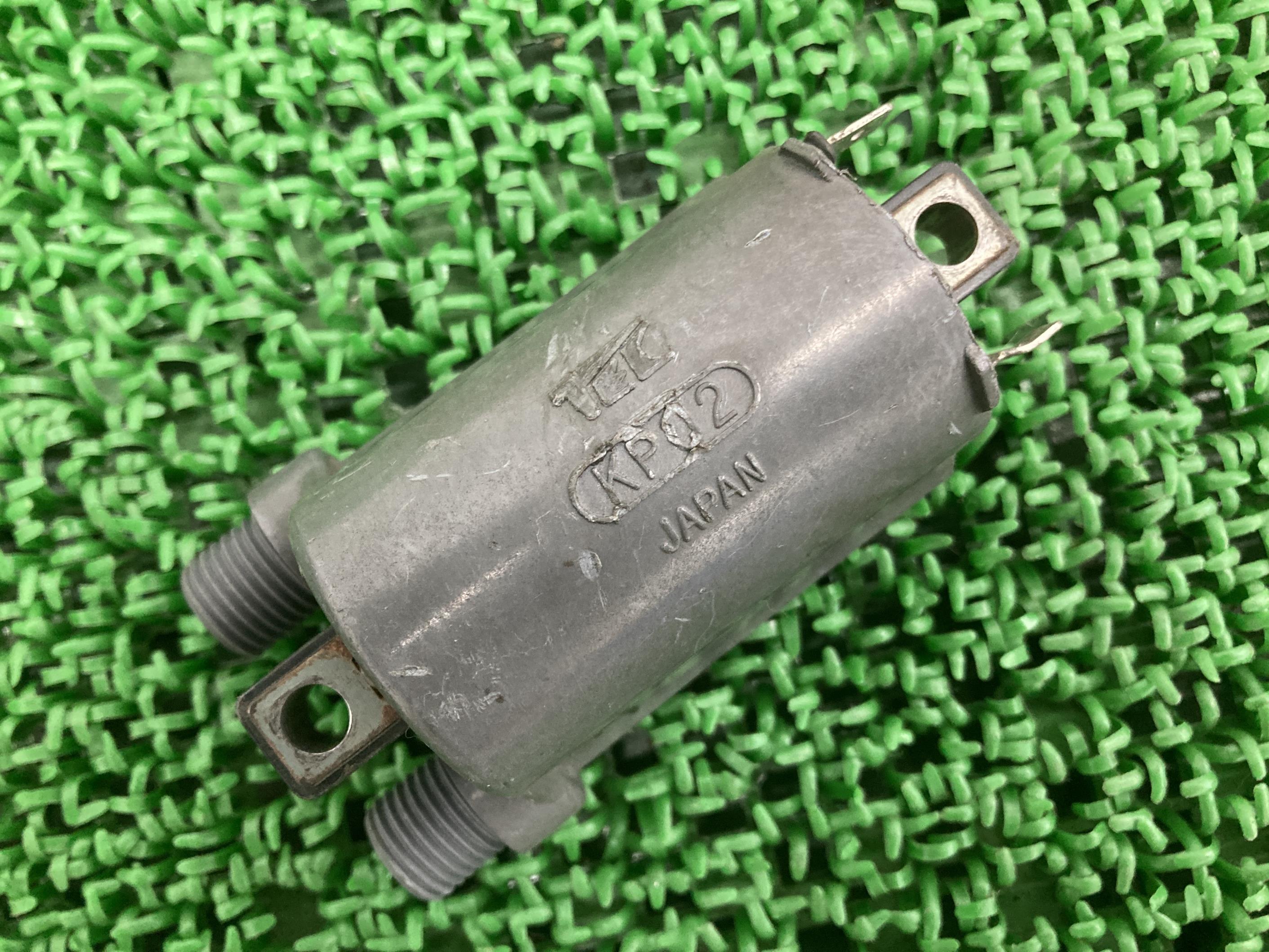 カワサキ純正新品　ゼファー400　ゼファー750 イグニッションコイル カワサキ純正新品ゼファー400ゼファー750 イグニッションコイル
