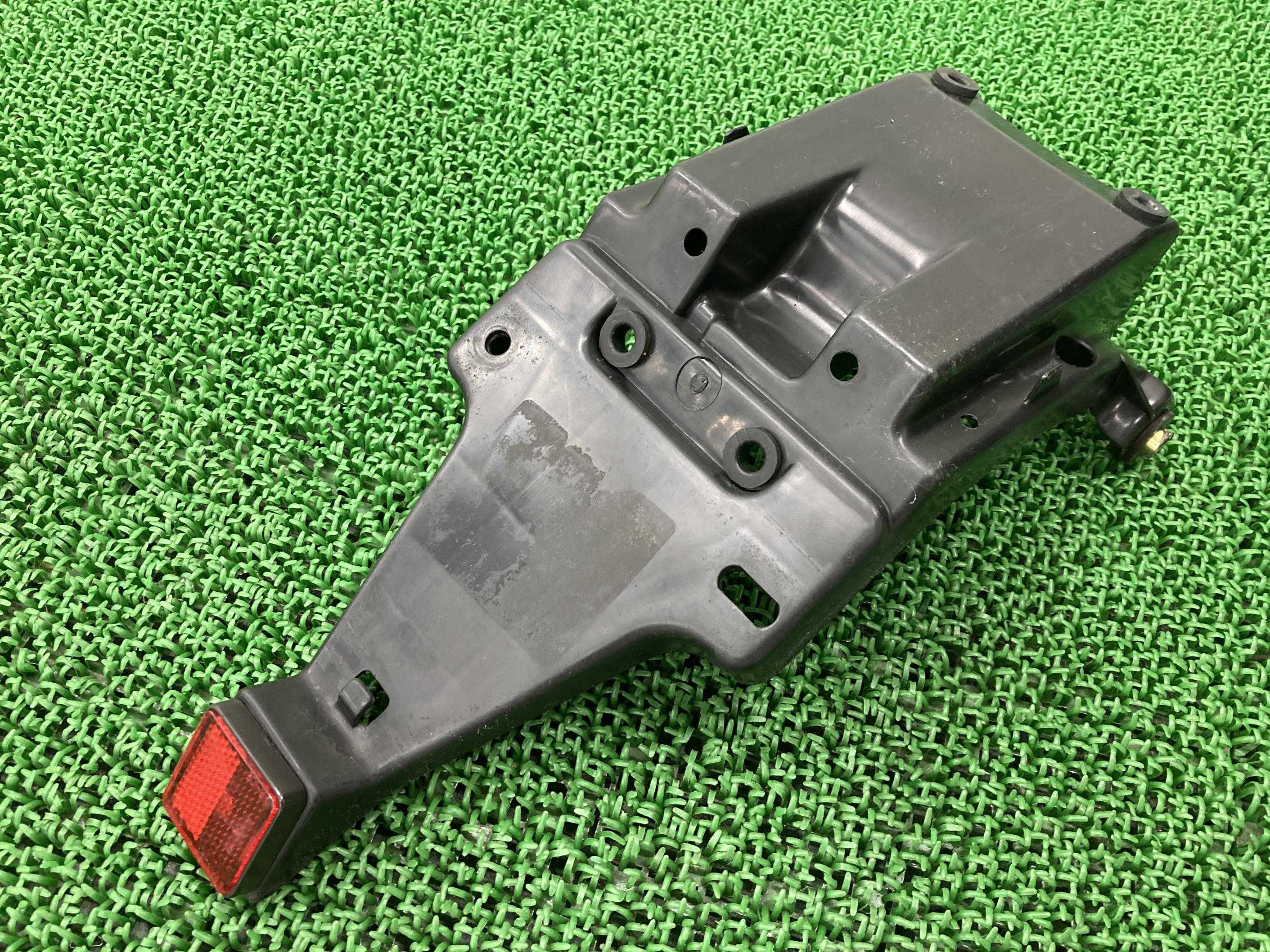 XLディグリー リアフェンダー ホンダ 純正 バイク 部品 MD26 インナー リフレクター コケキズ無し 品薄 車検 Genuine 【中古】 49