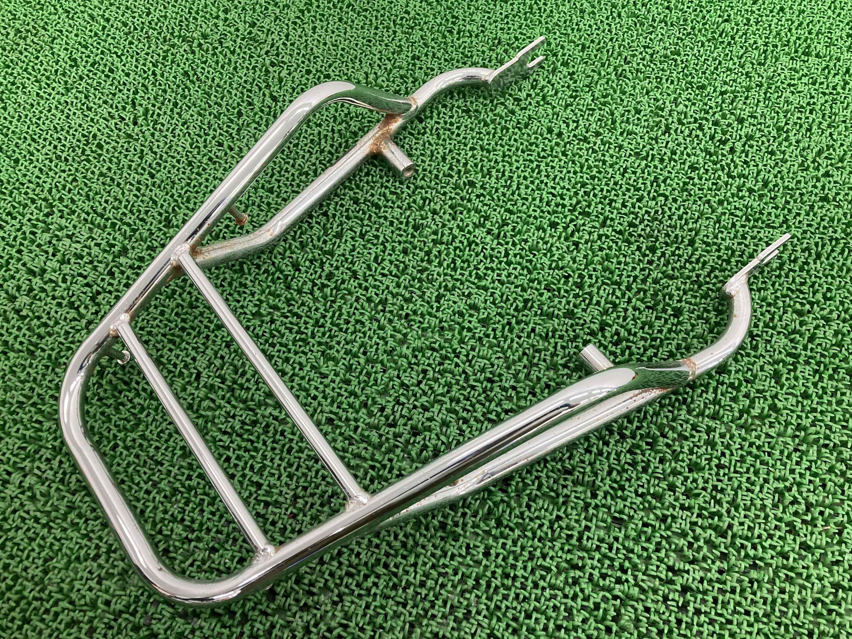 W650リアキャリアカワサキ純正バイク部品EJ650A曲がり無し品薄希少品W400W800車検Genuine【中古】 74