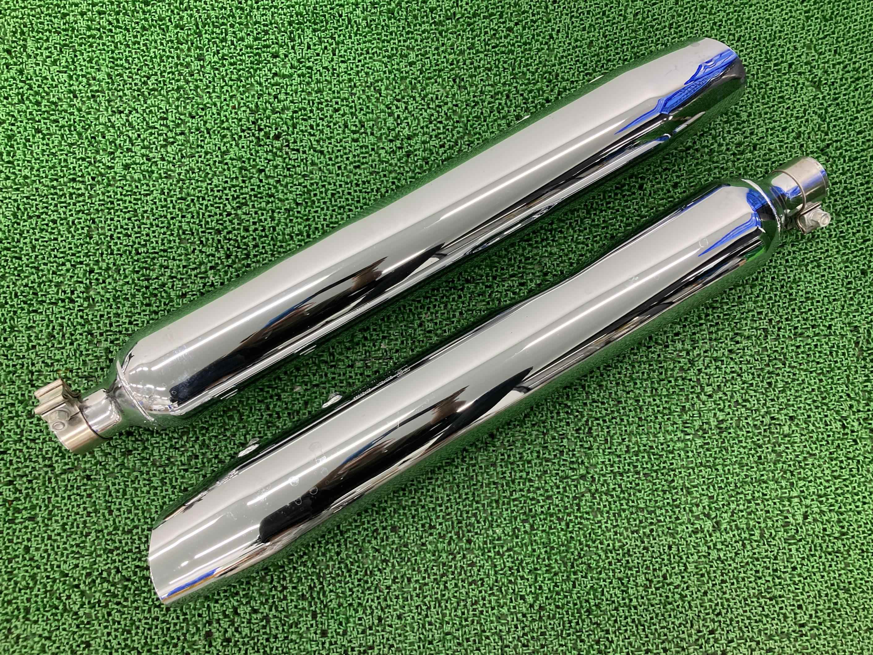 FLHTCU1580 サイレンサーマフラー 左右 ハーレー 純正 バイク 部品 65748-09 65949-09 ロードグライドスペシャル ツーリング コケキズ無し 車検 Genuine 【中古】 47｜ティーエスパーツ　店