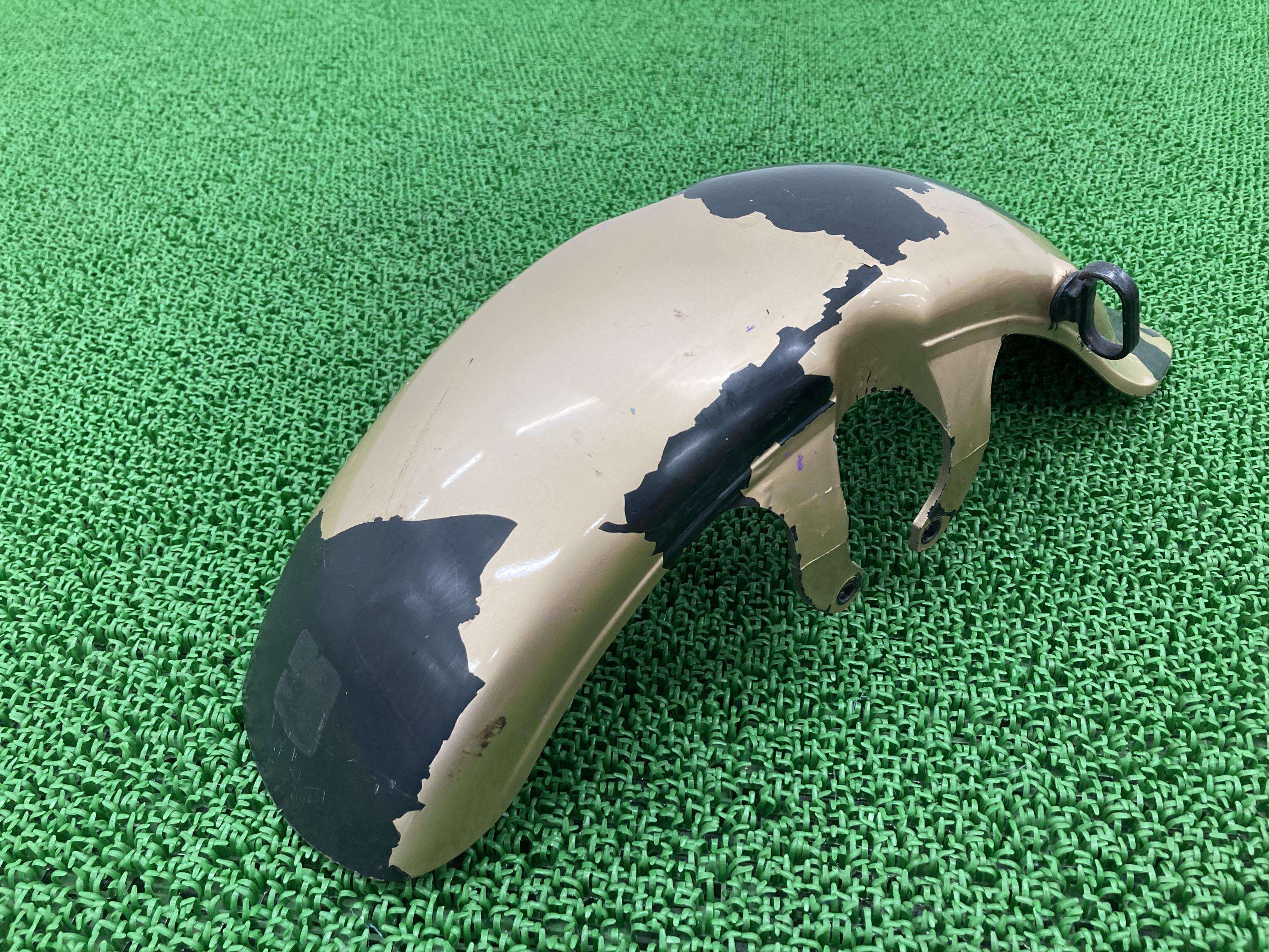 シャリー50フロントフェンダーホンダ純正バイク部品CF50CHALY50ペイント素材に割れ欠け無し品薄希少品車検Genuine【中古】 81