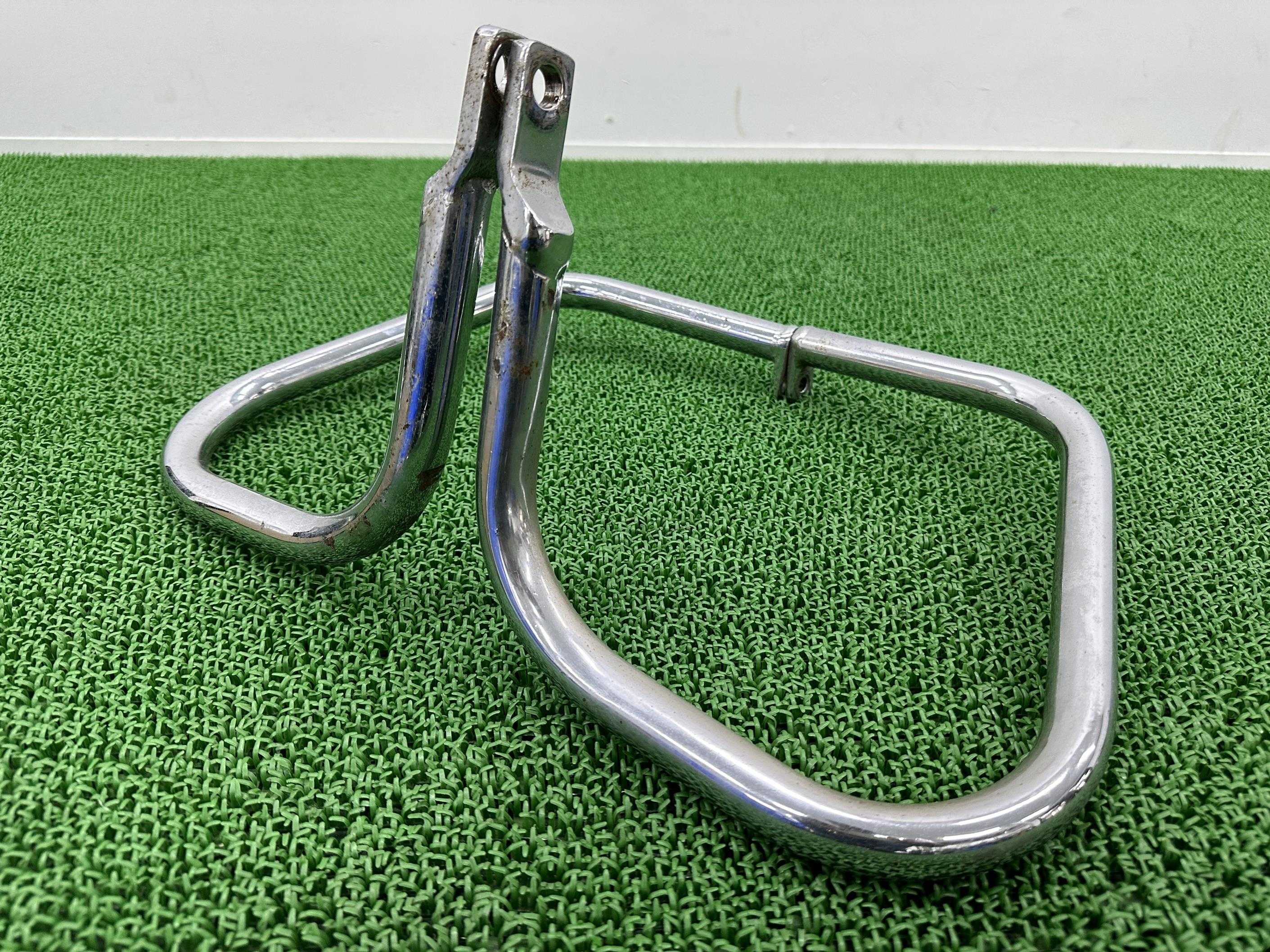 スポーツスターリアエンジンガード左右ハーレー純正バイク部品リアバンパーリアガードXL883XL1200ペイント素材に車検Genuine【中古】 64