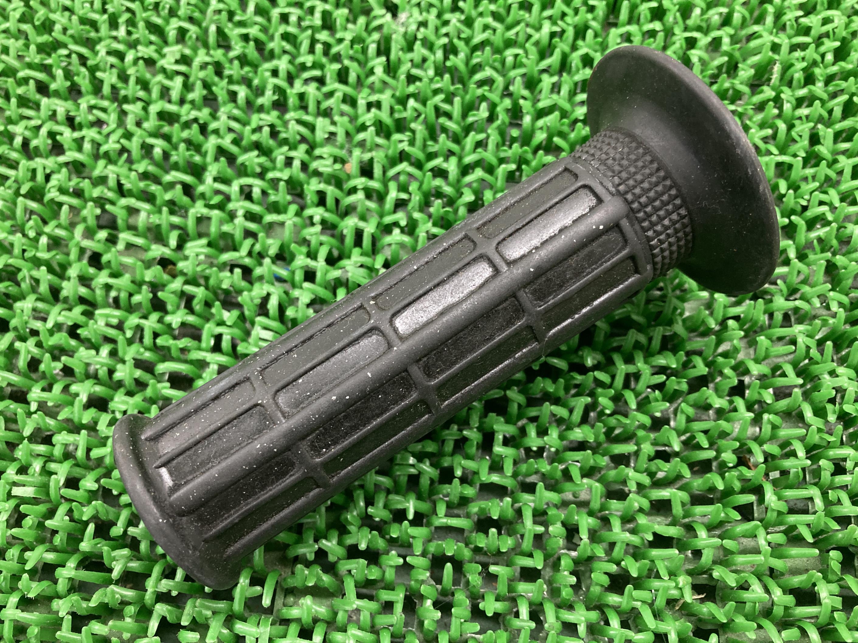 Fxxx セミダブルグリップ 新品・未使用品 キャンセル分受注予約専用】FXXX NEWグリップ Assassin Dagger