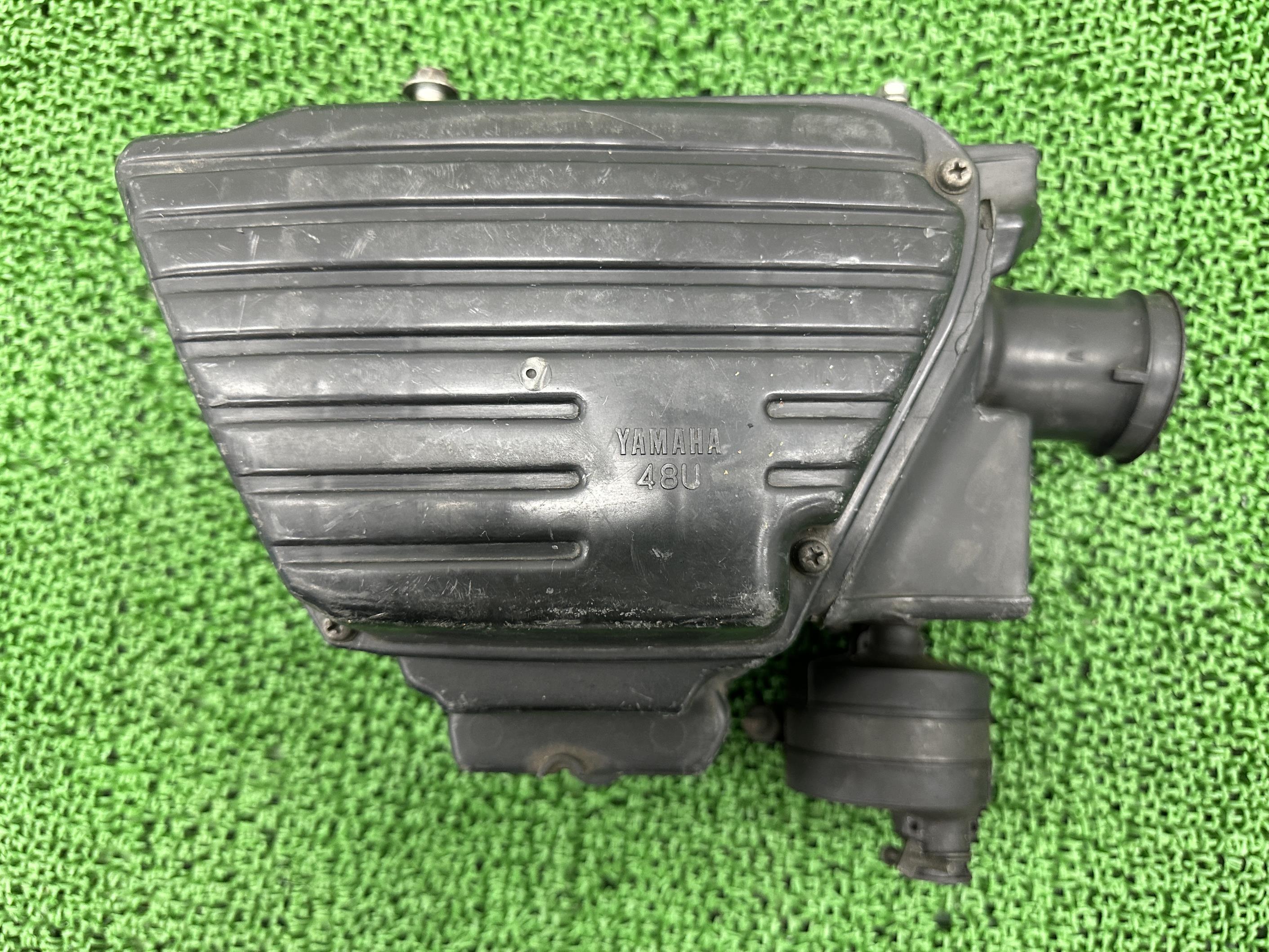 SR400 エアクリーナーボックス ヤマハ 純正 バイク 部品 1JR RH01J 修復素材やペイント素材に 割れ欠け無し 品薄 車検 Genuine 【中古】 86|ティーエスパーツ 店