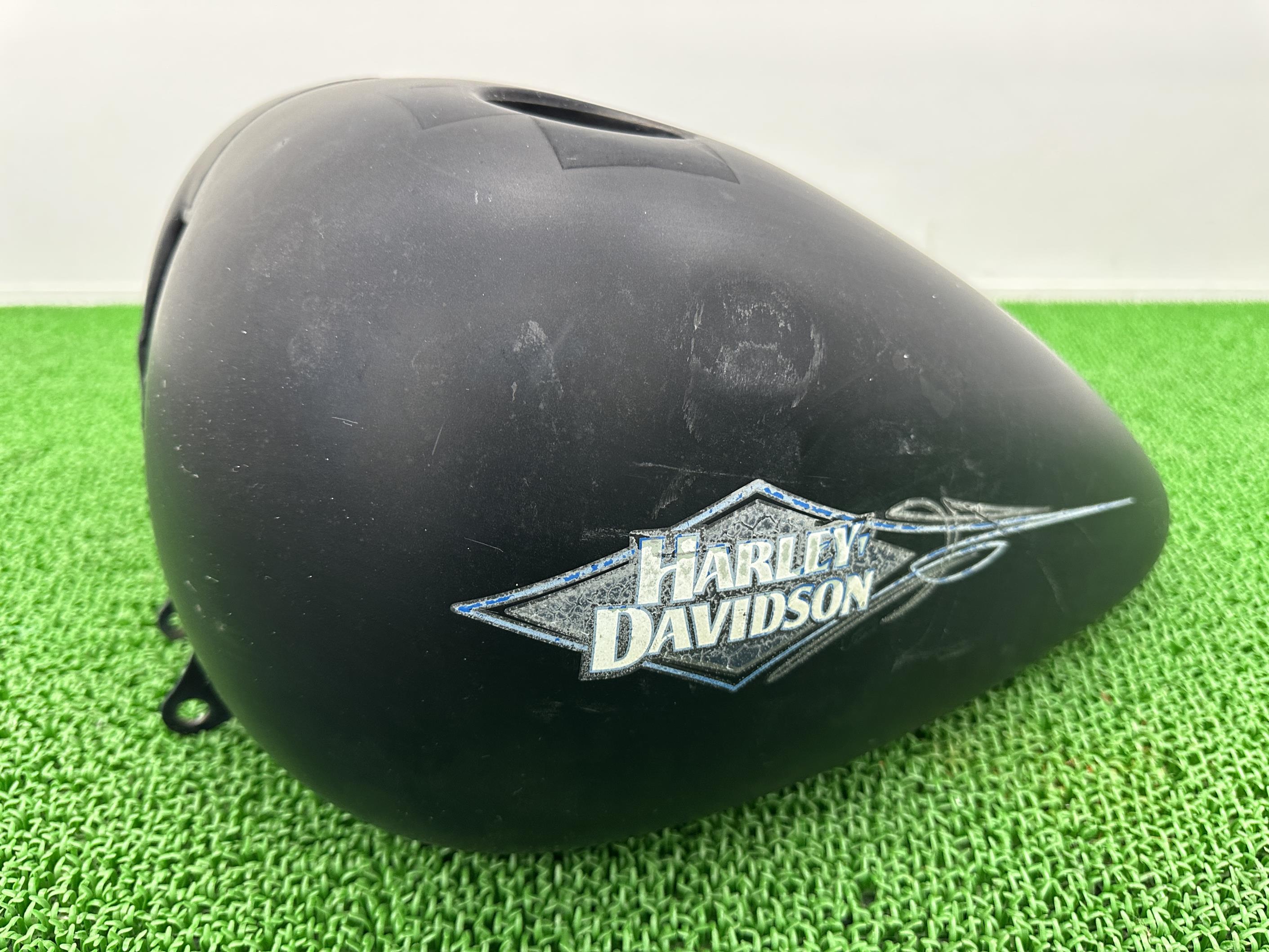 ソフテイルタンクマットBハーレー純正バイク部品TC103FLSTCFLSTFFLSTFBFLSTN車検Genuine【中古】 65｜ティーエスパーツ　店