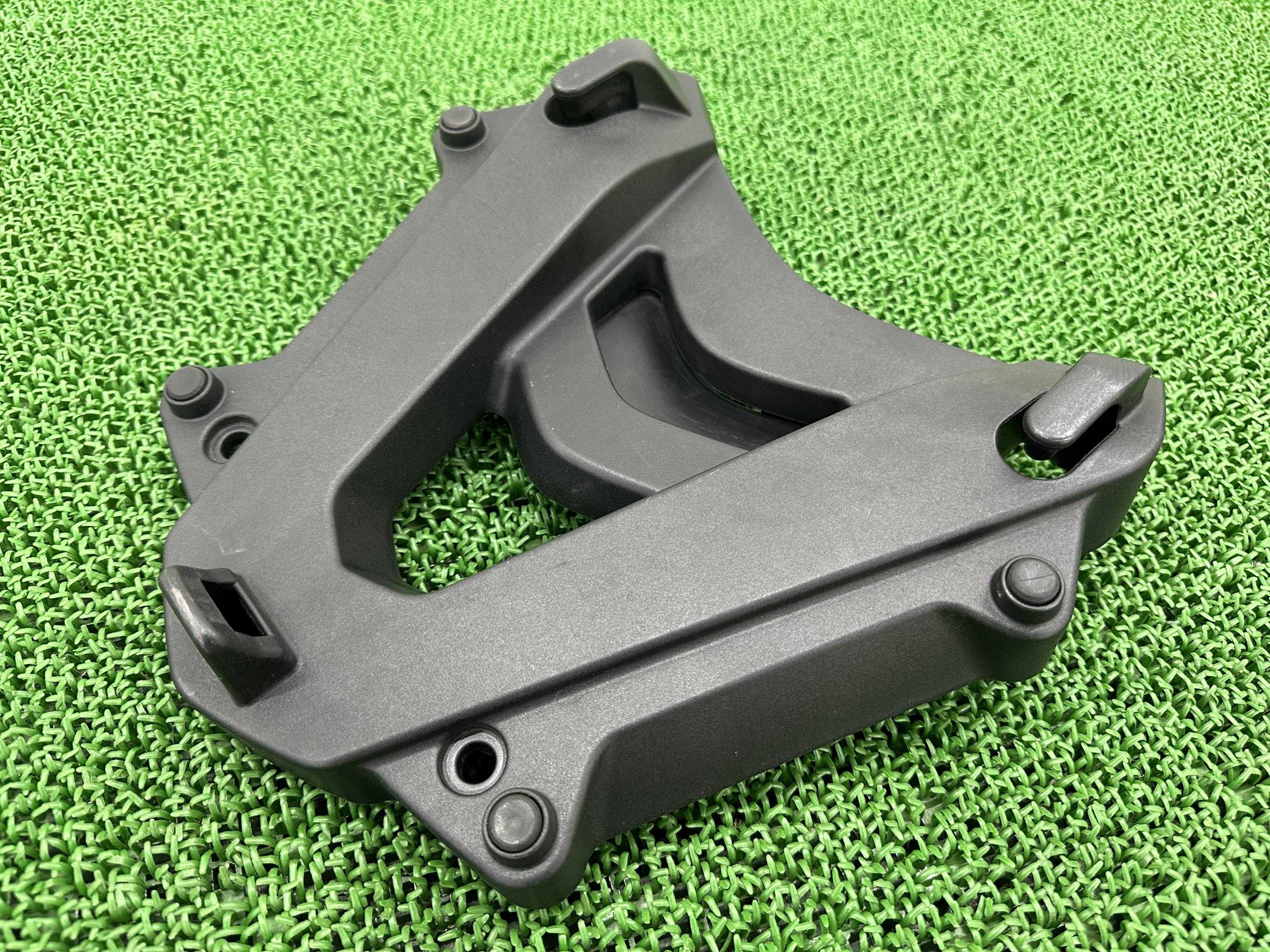 ムルティストラーダ1200S リアキャリア ZDMAA02JAGB010*** ドゥカティ 純正 バイク 部品 2016年式外し ZDMAA02J トップケースベース コンディション良好 車検 Genuine 【中古】 20｜ティーエスパーツ　店