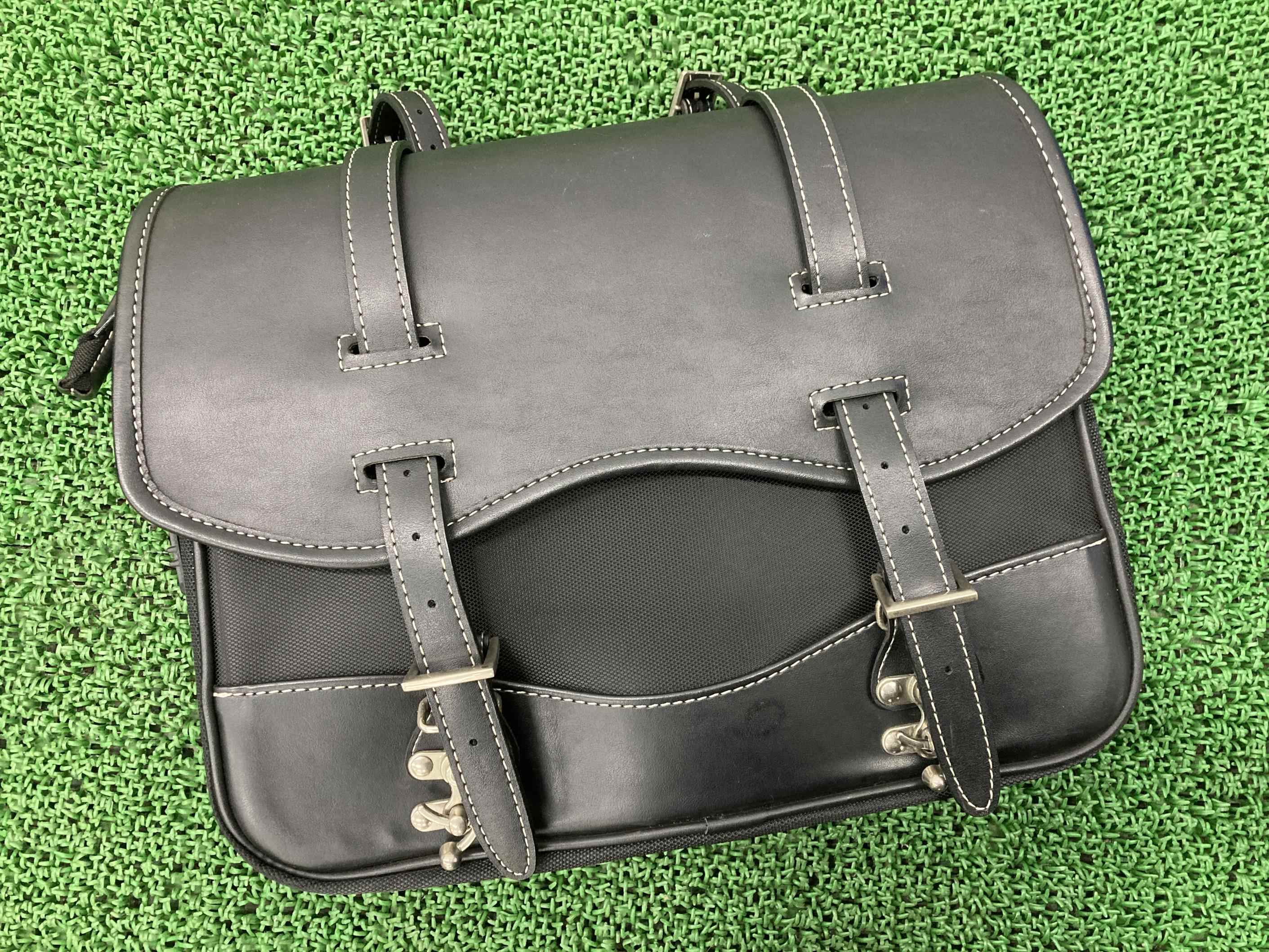 デグナー製サイドバッグ片側社外バイク部品12LハーレーバルカンスティードドラッグスターWドラッグスター400スティード400バルカン400マグナ50ドラッグスター400クラシックジャズシャドウ400エリミネーター250V【中古】 25