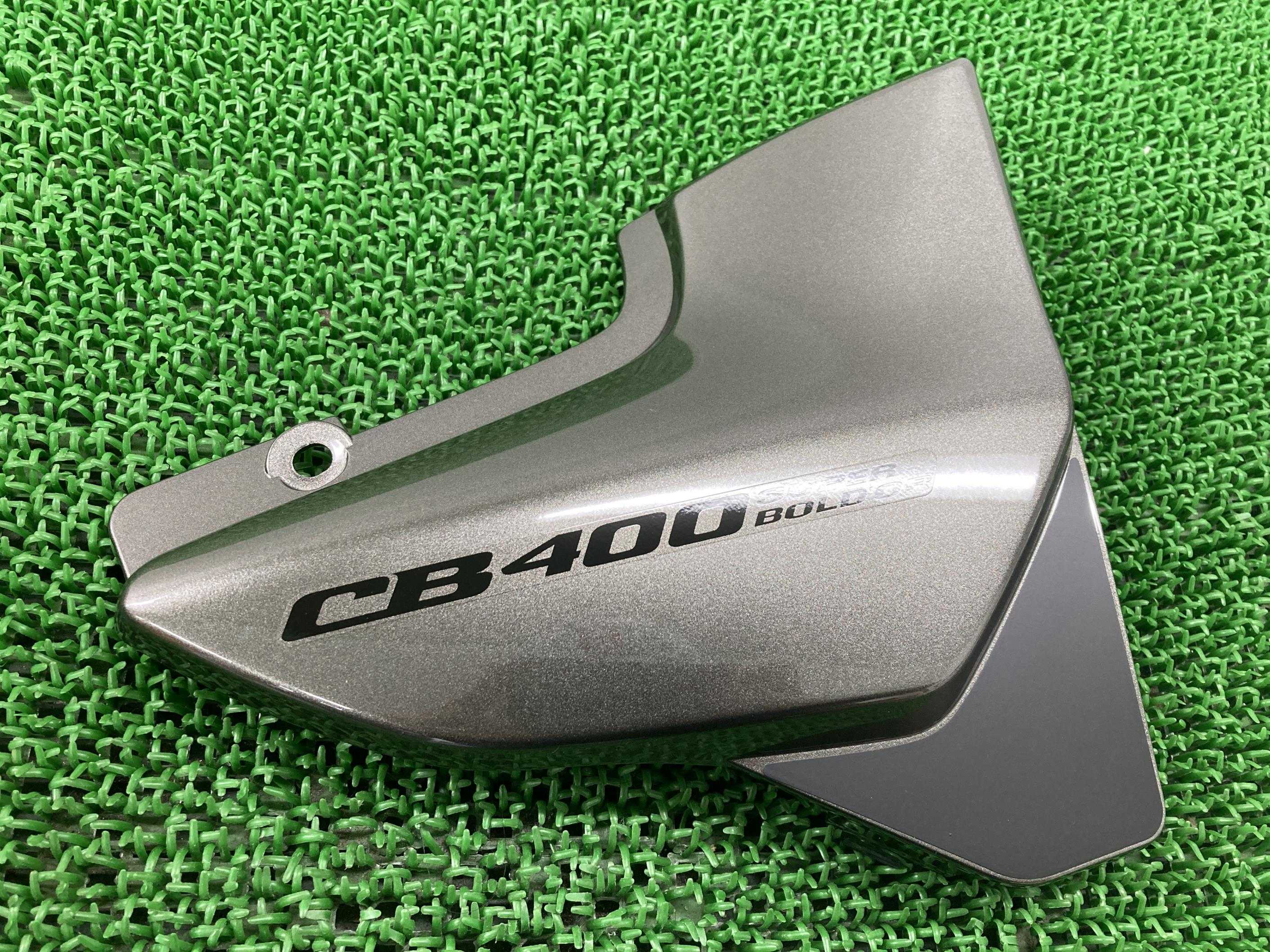 CB400SB サイドカバー 右 ガンM 在庫有 即納 ホンダ 純正 新品 バイク 部品 NC42 未使用品 16年モデル限定カラー スーパーボルドール 車検 Genuine 29