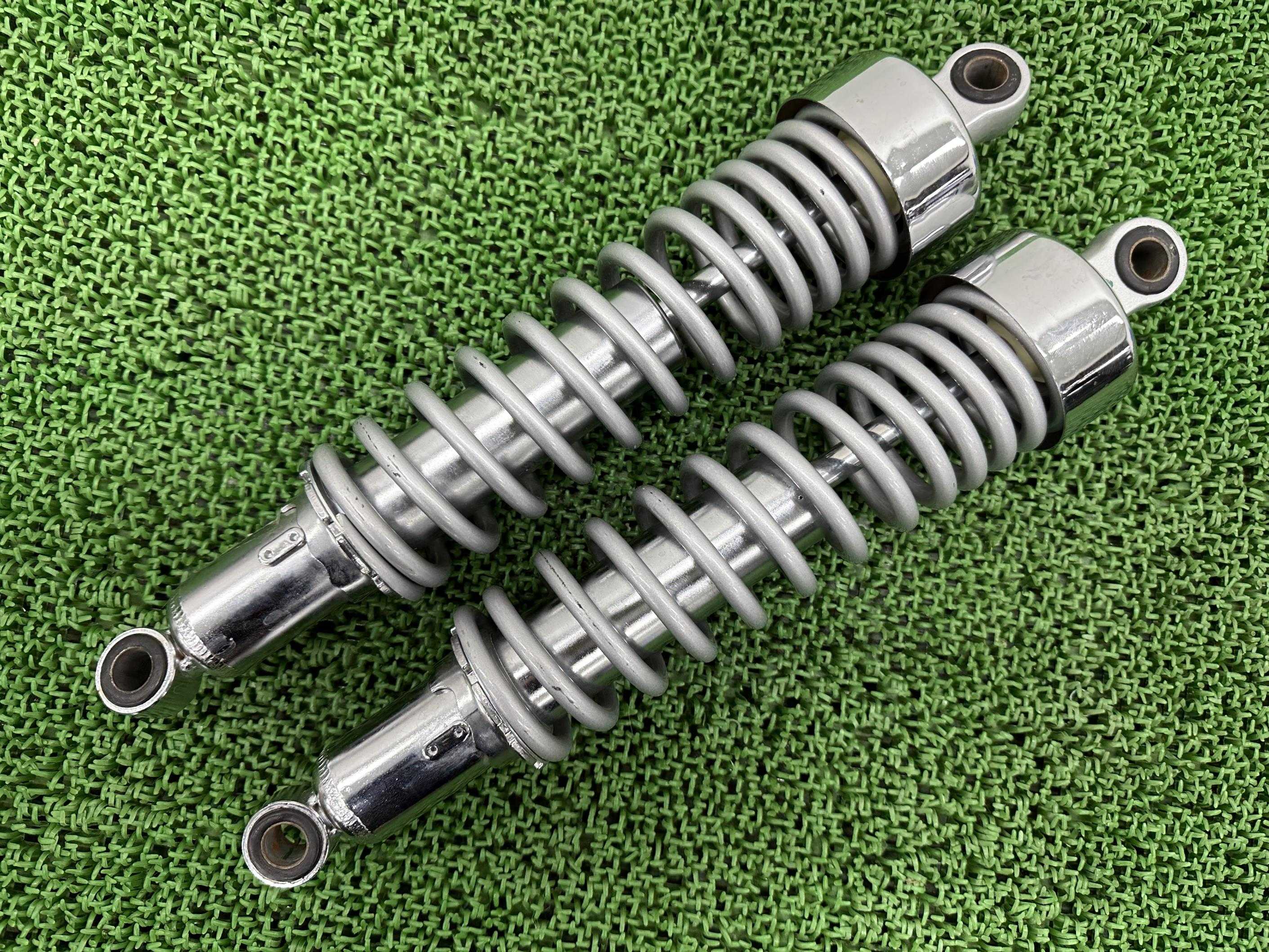 GB350リアサスペンション左右ホンダ純正バイク部品NC59ピッチ365mmノーマルリアショックコンディション良好曲がり無し安心のノーマル車検Genuine【中古】 35|ティーエスパーツ 店