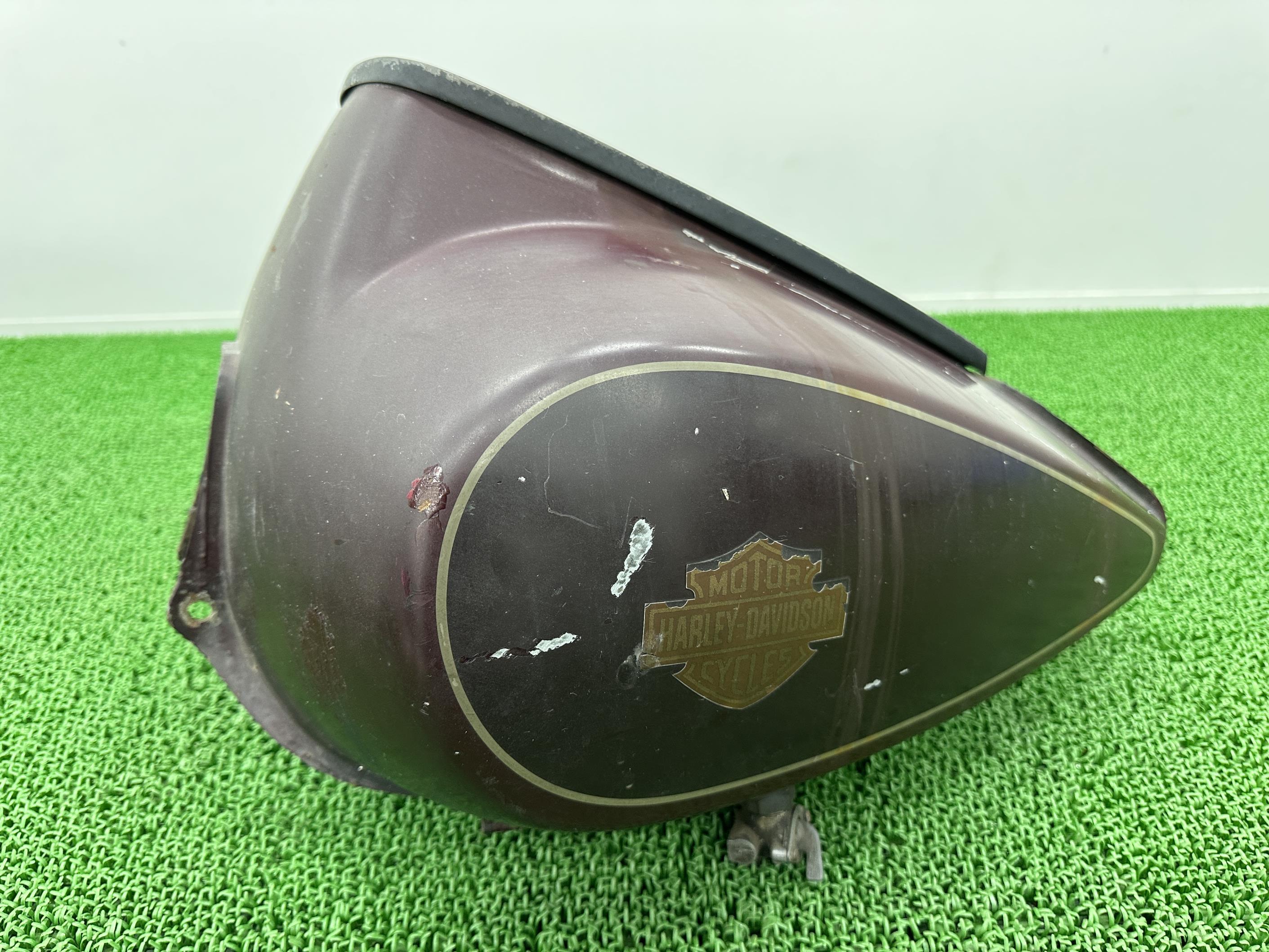 FLHT1340タンク小豆ハーレー純正バイク部品ショベルエレクトラグライドノーマルガソリンタンク燃料タンク修復素材に車検Genuine【中古】 21｜ティーエスパーツ　店