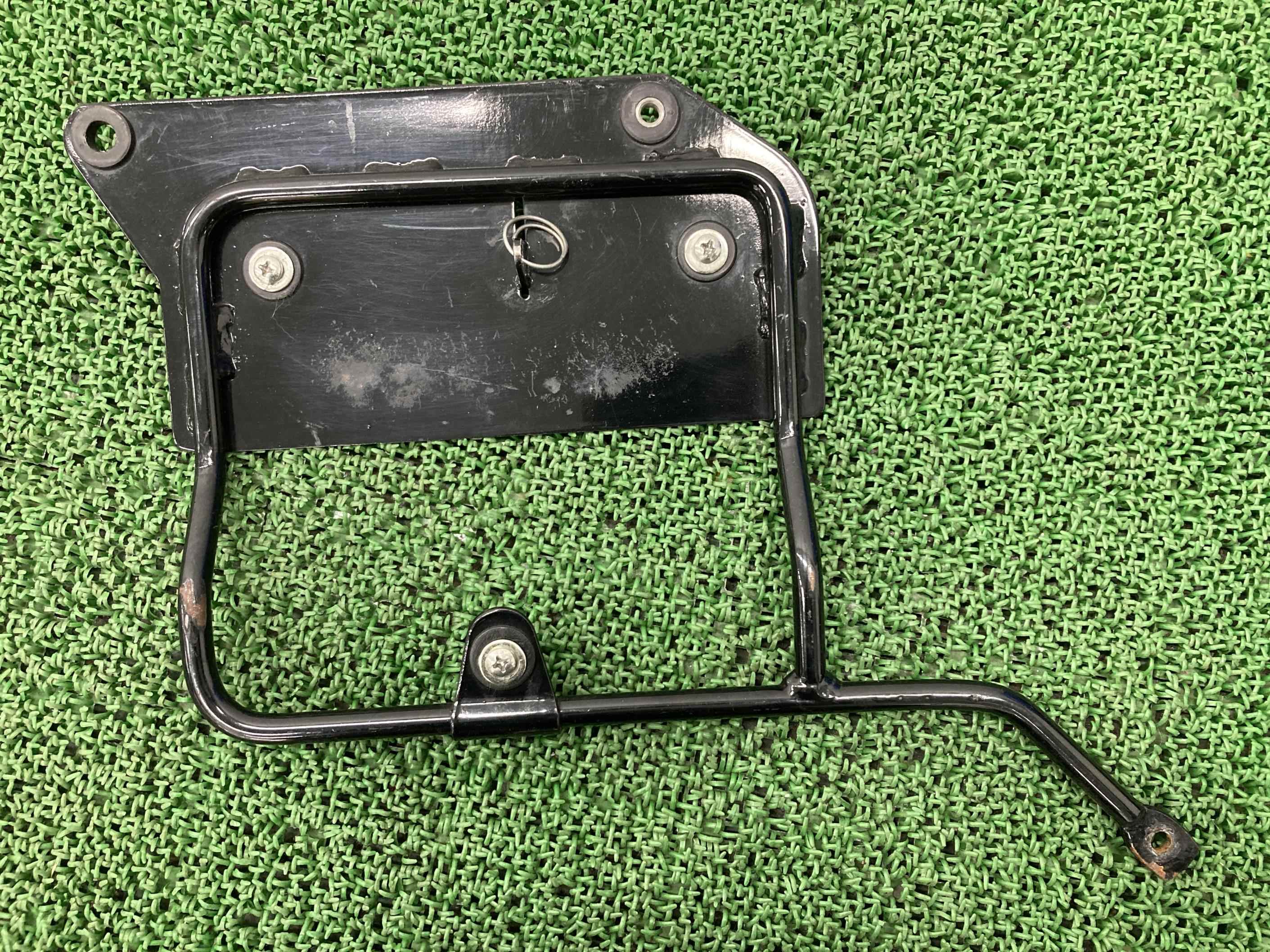 FLSTC1340サドルバッグサポート右ハーレー純正バイク部品ソフテイルエボヘリテイジサイドバッグステー曲がり無し車検Genuine【中古】 22