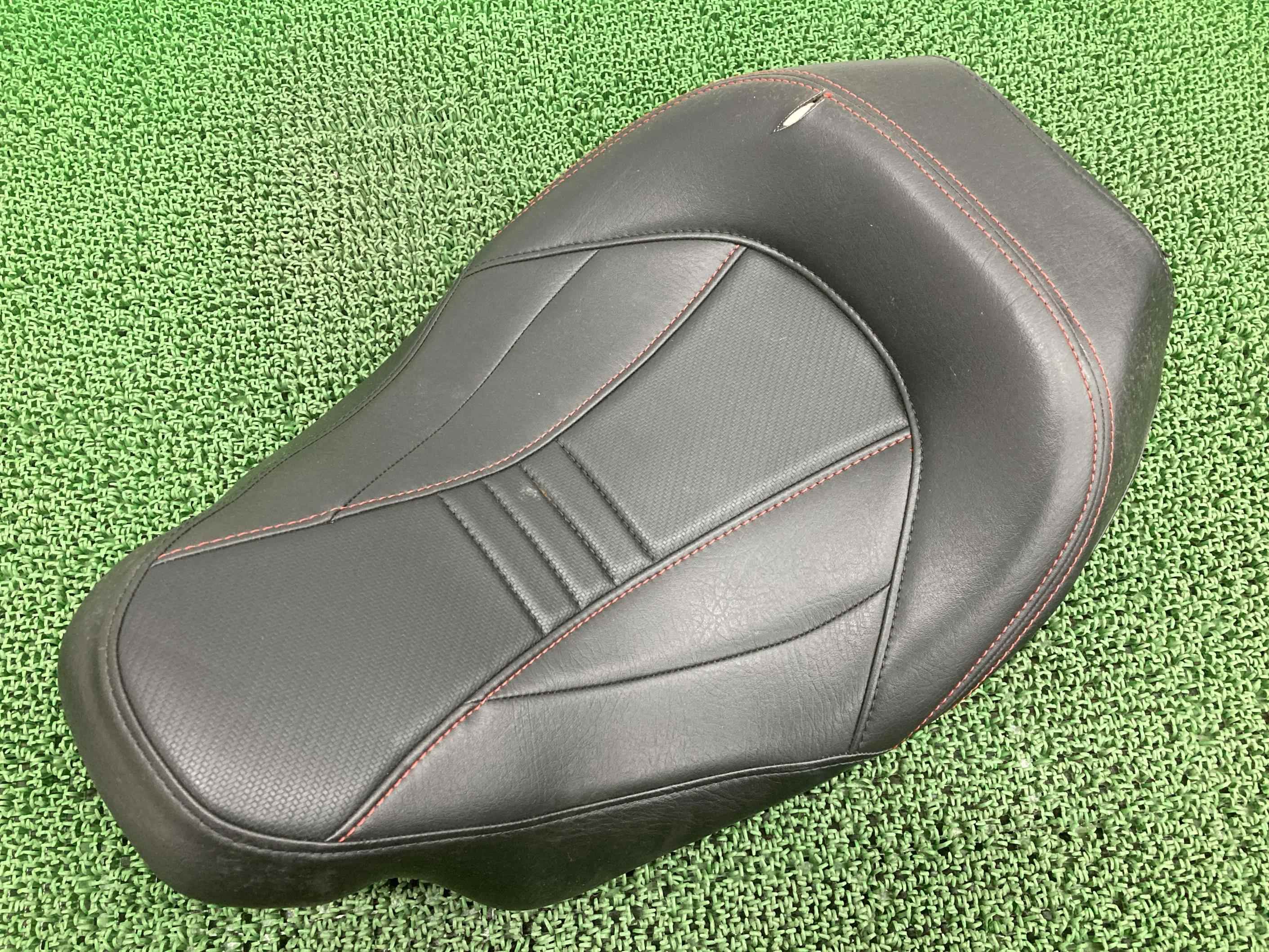 シーシーライダー製ツーリングシート社外バイク部品ハーレー09~20年FLC.CRIDERSC231-F赤ステッチ【中古】 41|ティーエスパーツ 店