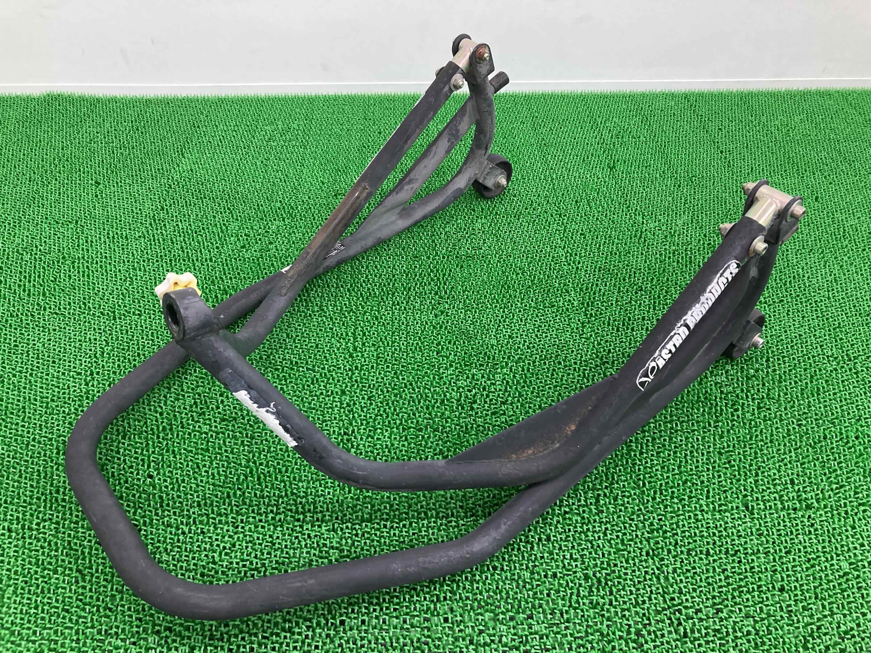 アストロプロダクツ製メンテナンススタンド黒社外バイク部品APモーターサイクルレーシングスタンドフロントスタンド曲がり無し【中古】 25｜ティーエスパーツ　店