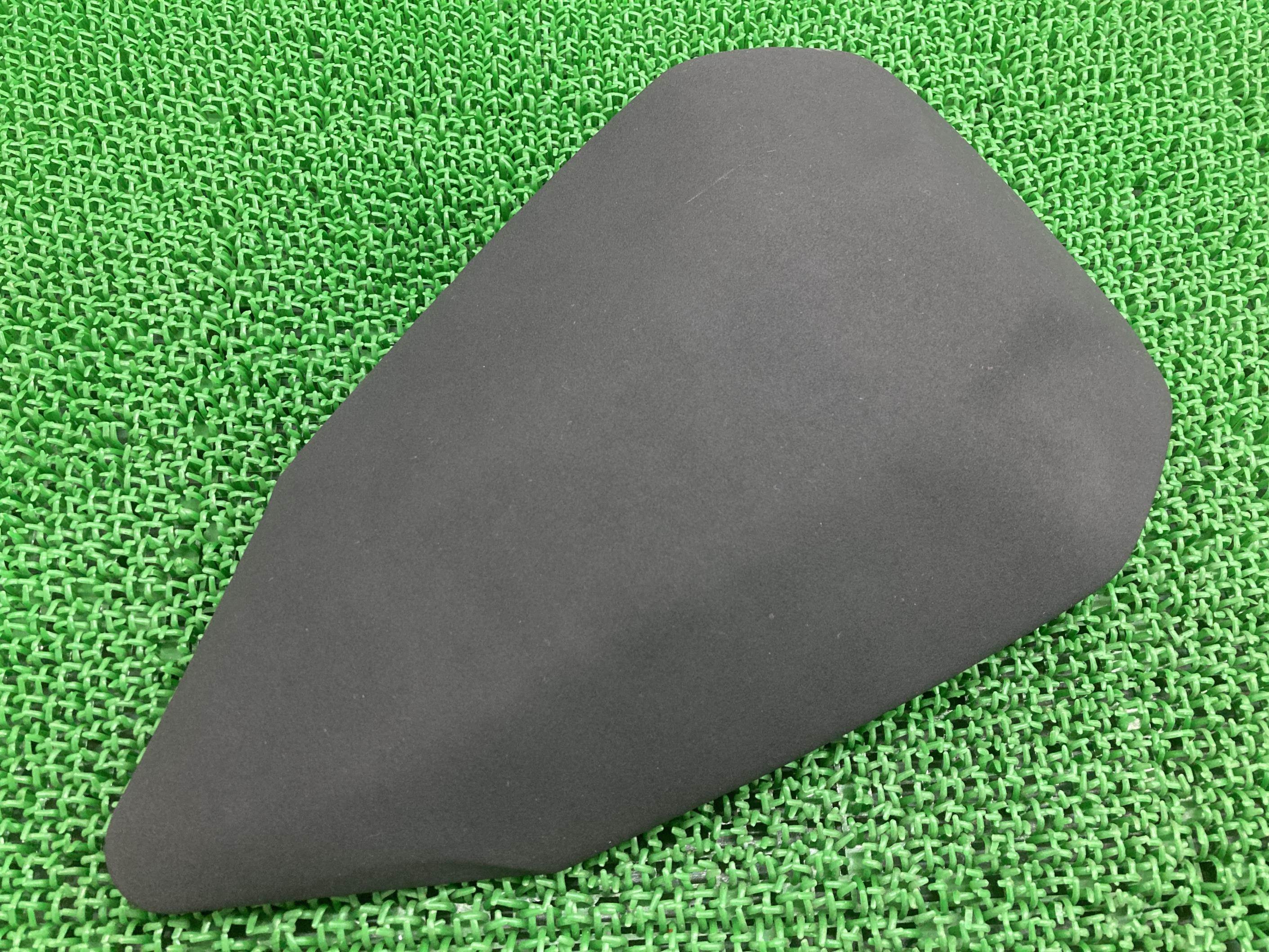 899パニガーレ タンデムシート ドゥカティ 純正 バイク 部品 リアシート Panigale 1199 コンディション良好 車検 Genuine 【中古】 1|ティーエスパーツ 店