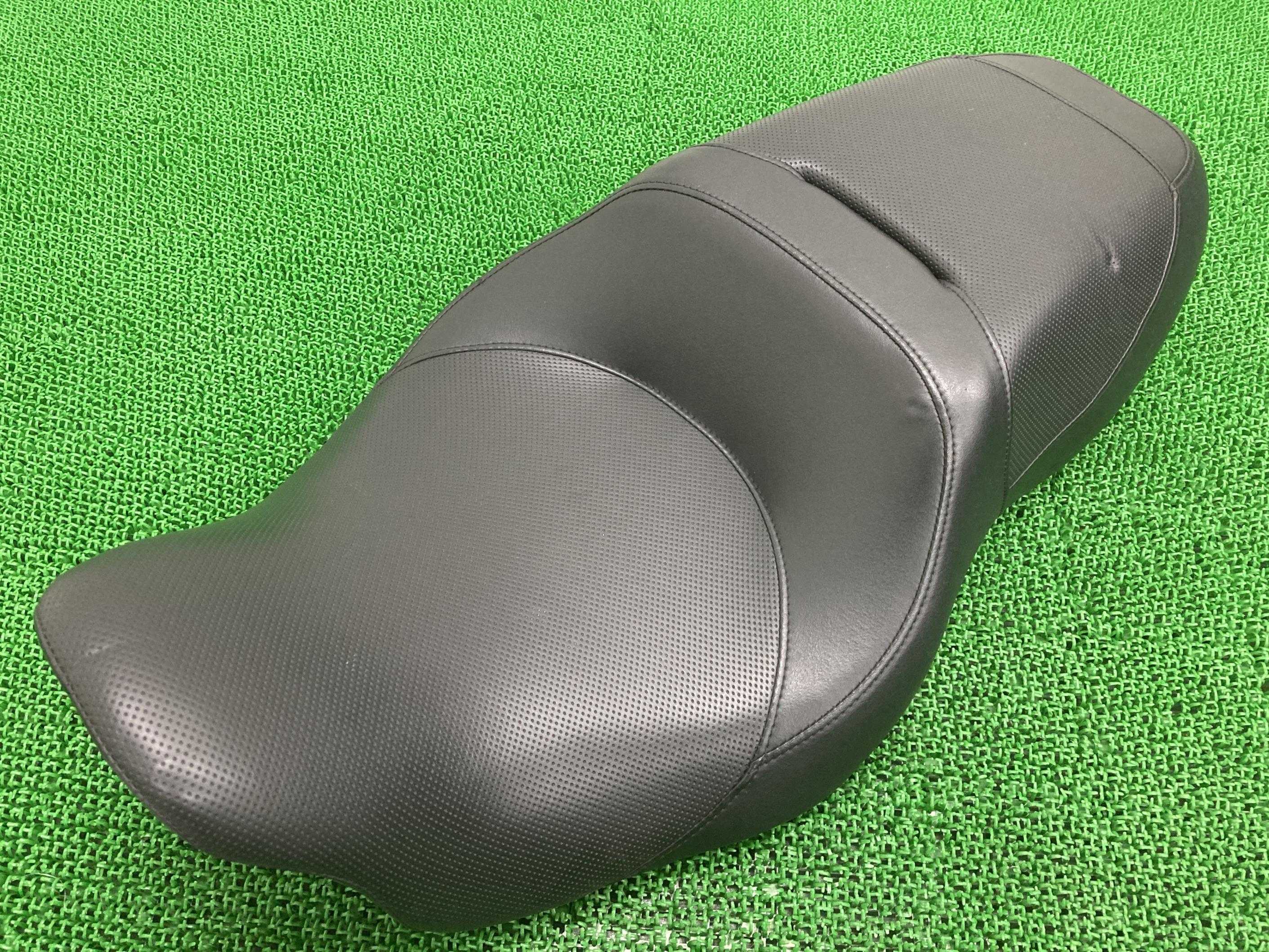 FLRT1750 シート 5HD1MCCE7HB852*** ハーレー 純正 バイク 部品 フリーウィーラー トライク ローシート カスタム素材に 車検 Genuine 【中古】 94