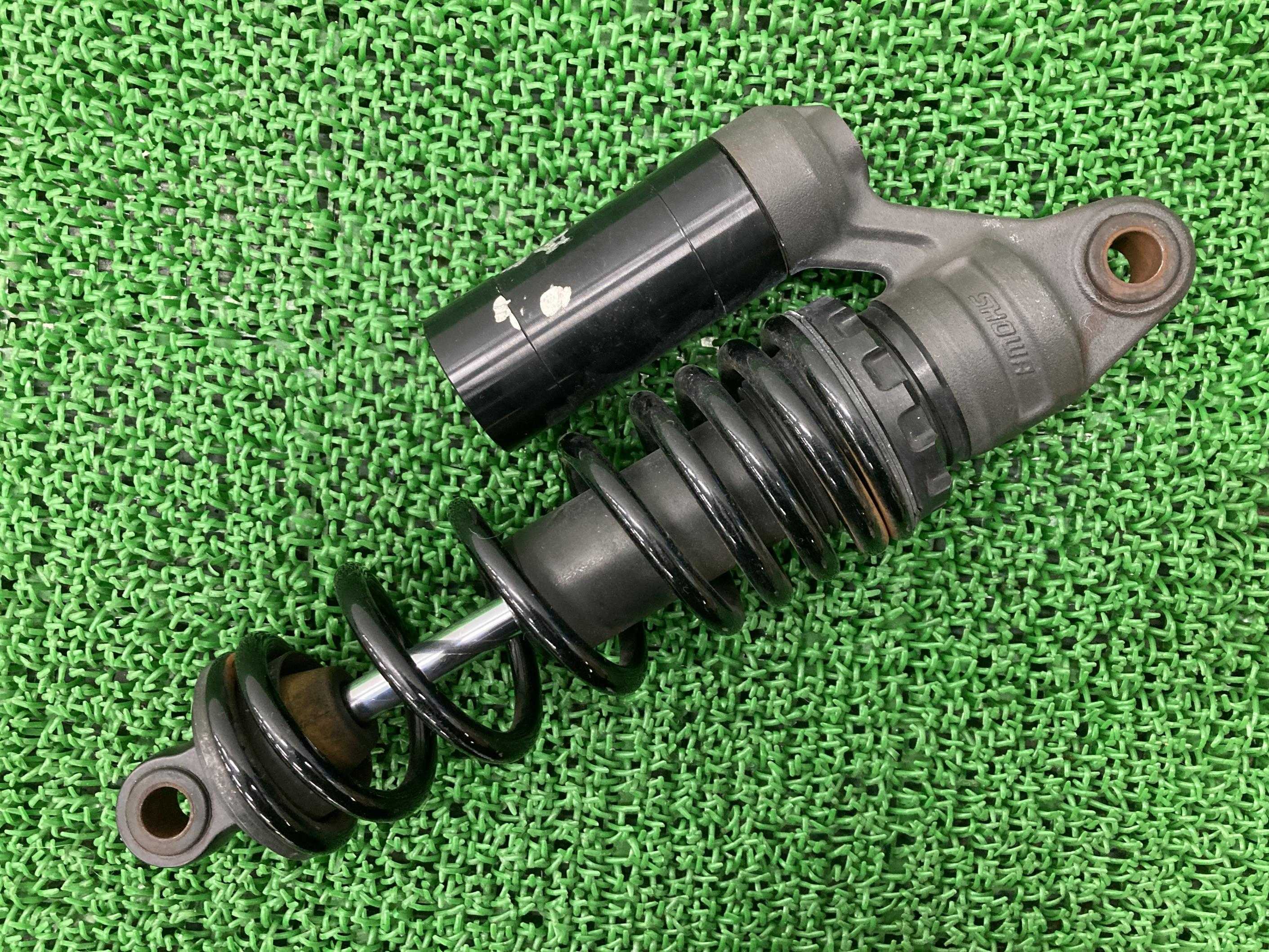 CMX1100Dリアサスペンション片側ホンダ純正バイク部品REBEL1100DCTレブルショーワSHOWAリアショックピッチ315mm車検Genuine【中古】 52