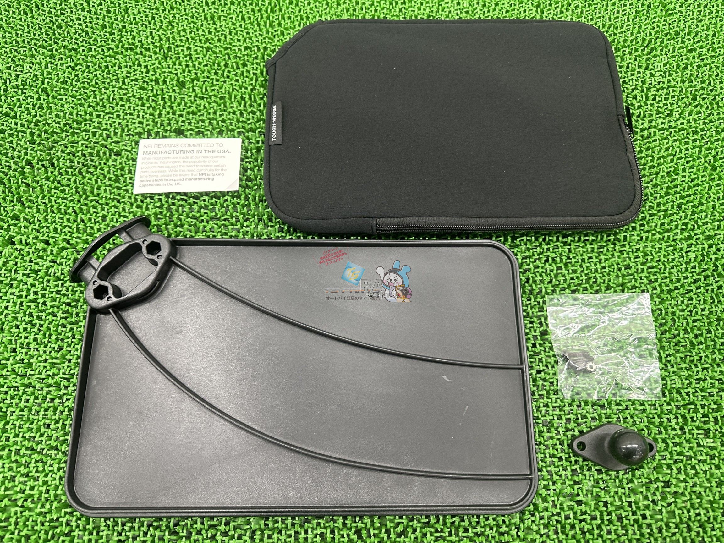 ラムマウント製 シートウェッジマウント 黒 在庫有 即納 社外 新品 バイク 部品 センターコンソールとシート間に挟むベース iPhone Xperia Galaxy Xx