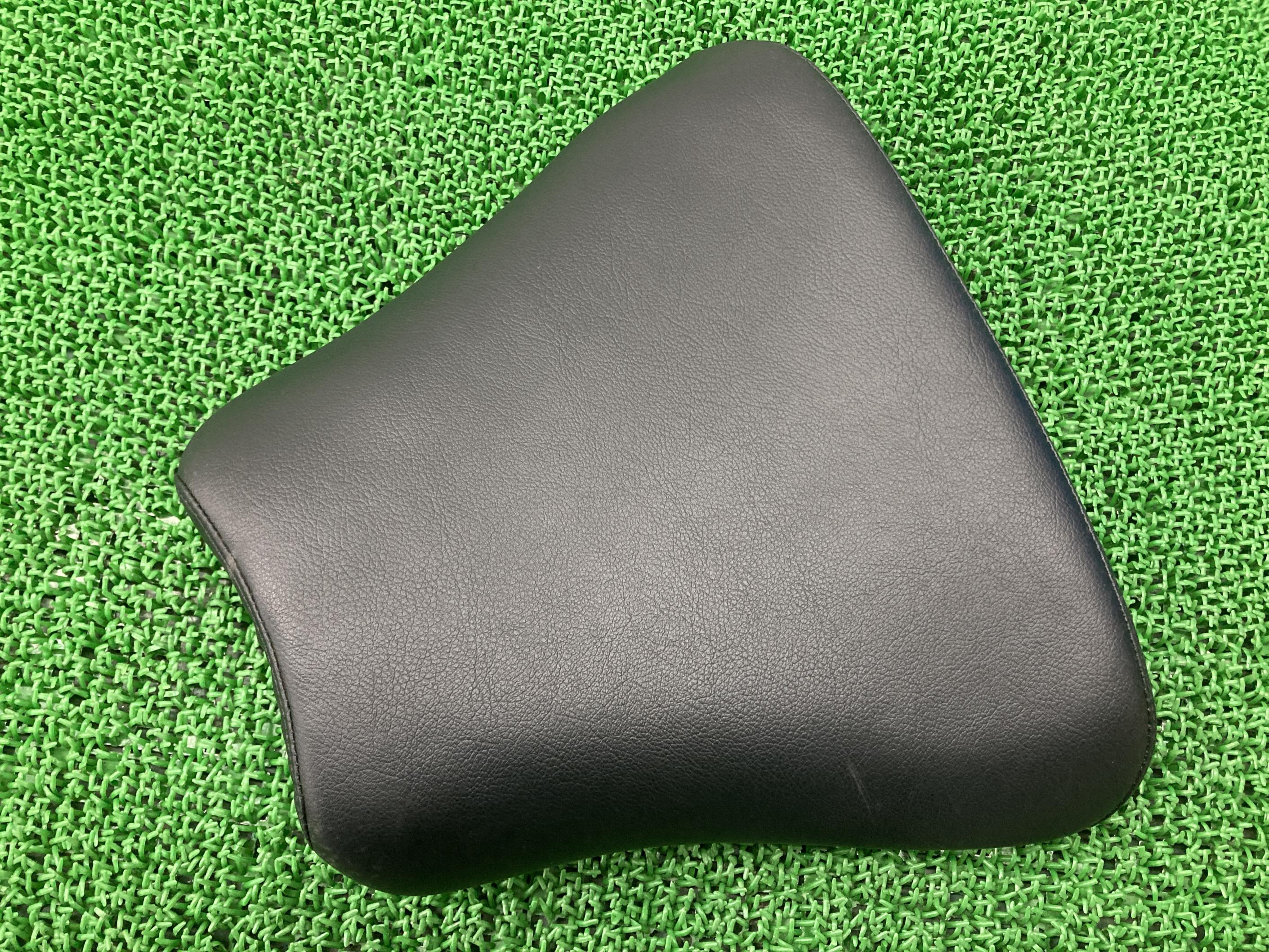 NB1372 NSR250 タンデムシート MC16-1006 Yahoo!オークション -「nsr250 タンデムシート」(オートバイ) の落札