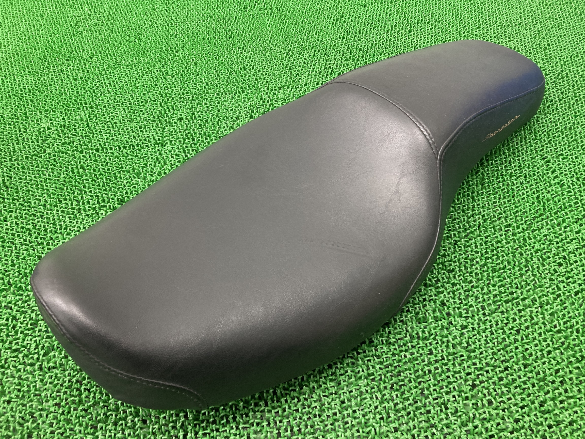 楽天市場】XL1200Nシートハーレー純正バイク部品スポーツスターナイト