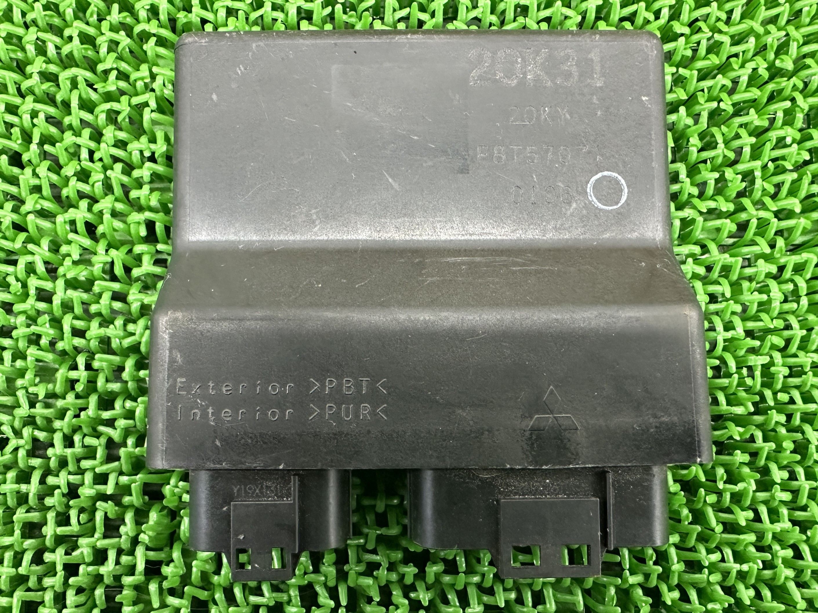 GSX250R ECU スズキ 純正 バイク 部品 DN11A エンジンコントロールユニット ECM 機能的問題なし 安心のノーマル 車検 Genuine 【中古】 69|ティーエスパーツ 店