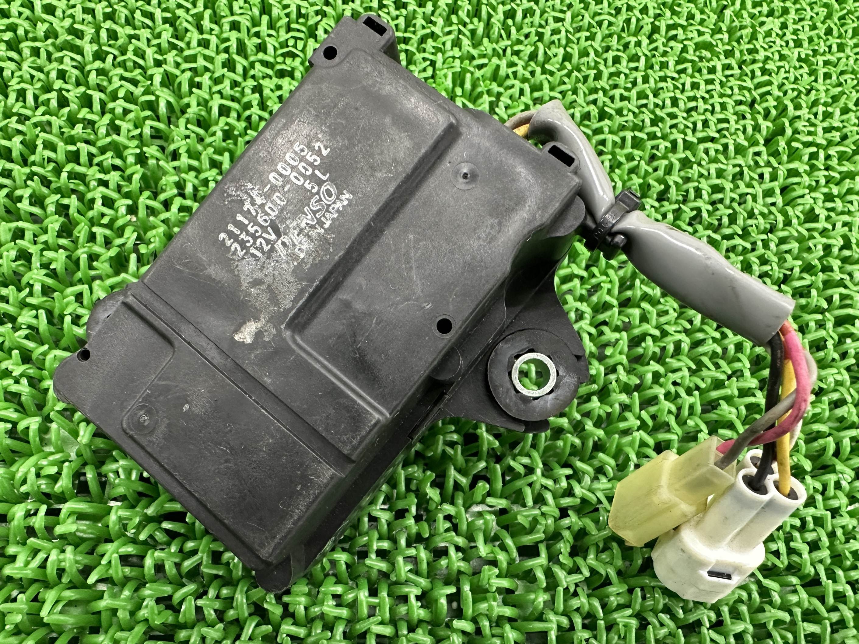 NINJA1000 排気バルブモーター カワサキ 純正 バイク 部品 ZX1000G H エキゾーストコントローラー 排気デバイス サーボモーター 車検 Genuine 【中古】 49 8,378円