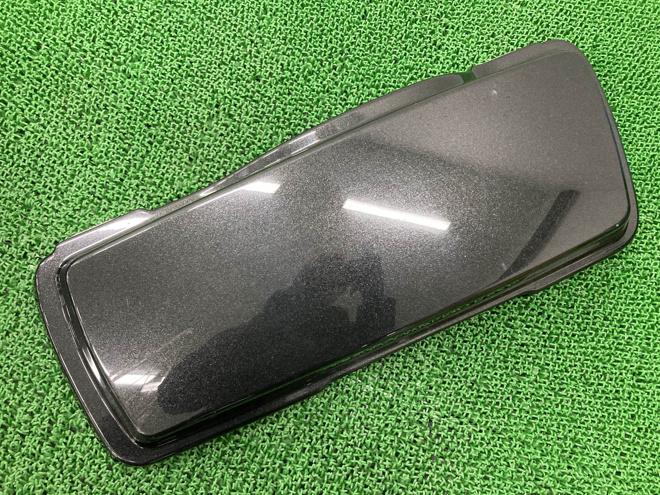 FLHR1580 パニアケースリッド 右 ガンM 79104-03A/79092-93B ハーレー 純正 バイク 部品 79104-03A 79092-93B サイドバッグカバー ツーリング ロードキング 車検 Genuine 【中古】 Wl