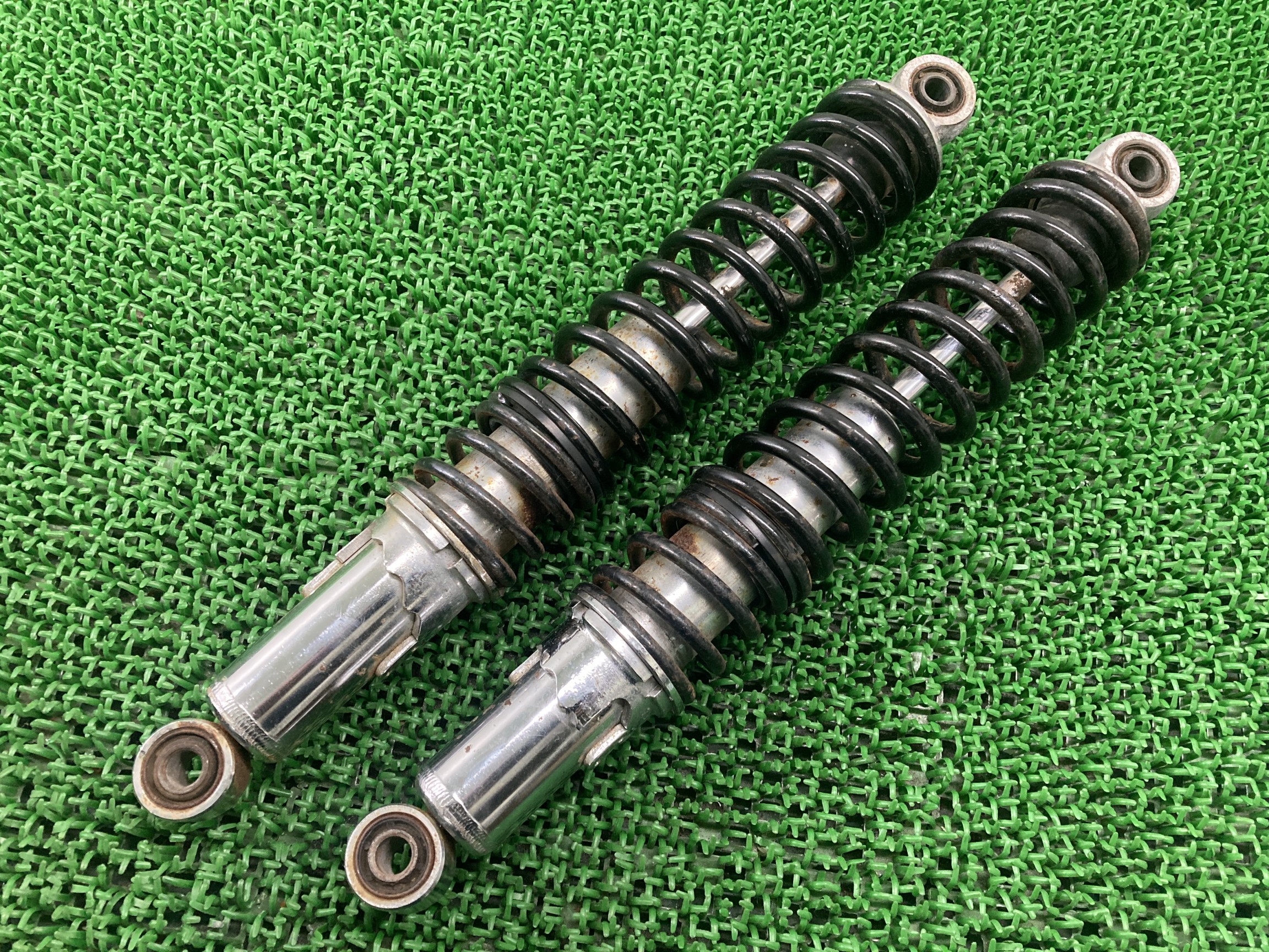 楽天市場】GB350リアサスペンション左右NC59-1009***ホンダ純正バイク