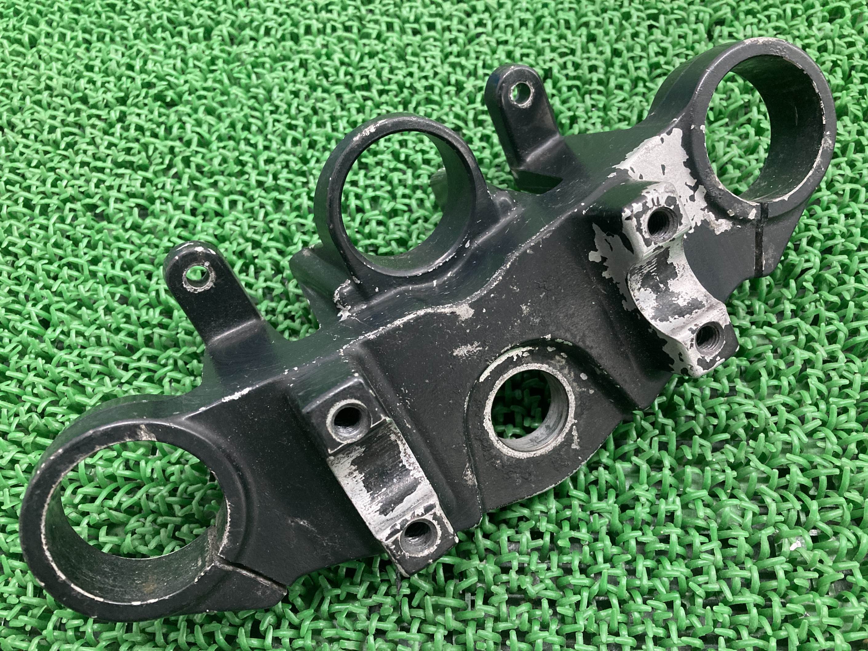 ZRX400 トップブリッジ カワサキ 純正 バイク 部品 ZR400E 41φ ペイント素材に 曲がり無し 品薄 車検 Genuine 【中古】 64｜ティーエスパーツ　店