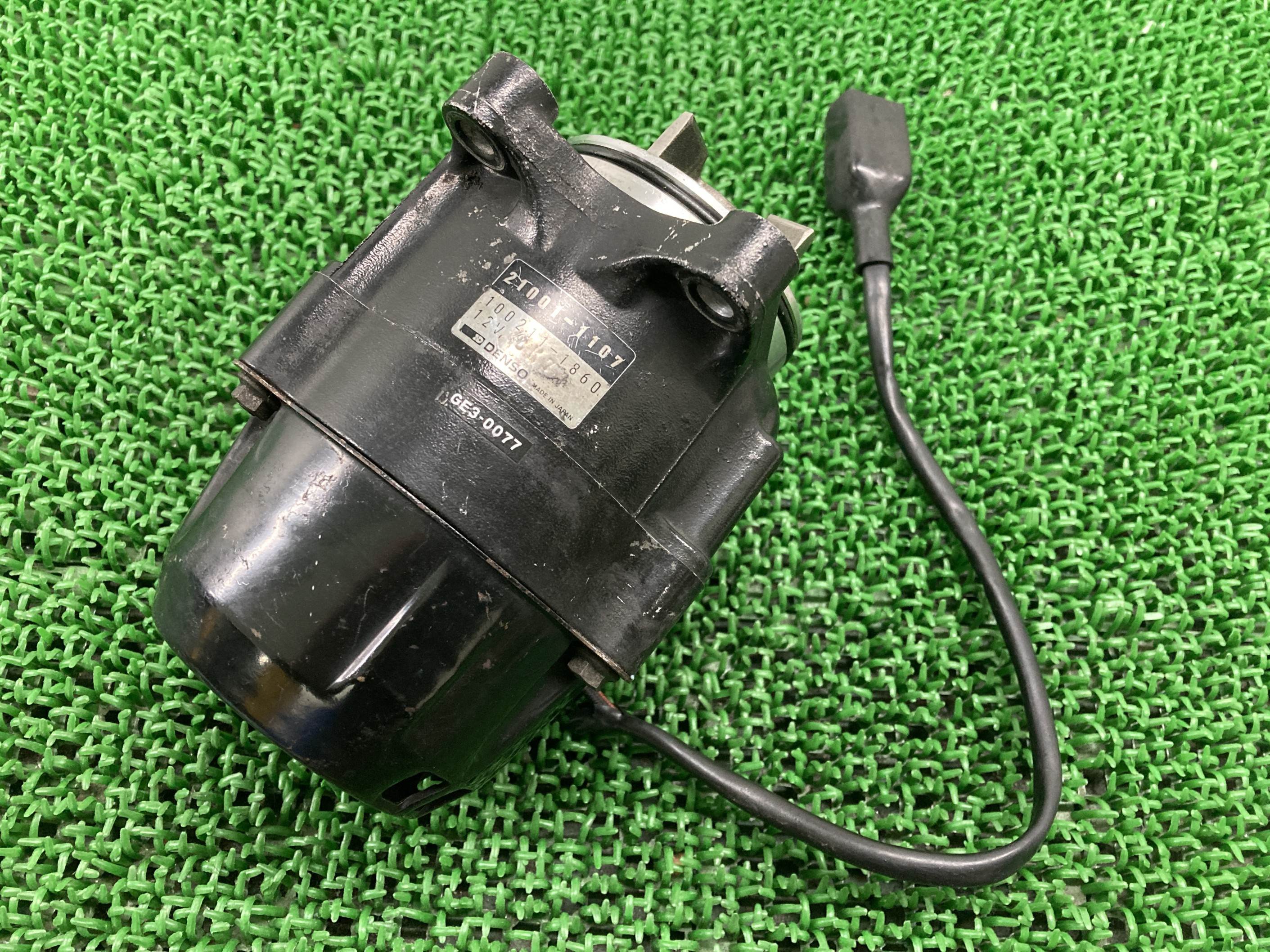 ZX-10 ジェネレーター カワサキ 純正 バイク 部品 ZXT00B オルタネーター ダイナモ 機能的問題なし 品薄 車検 Genuine 【中古】 18