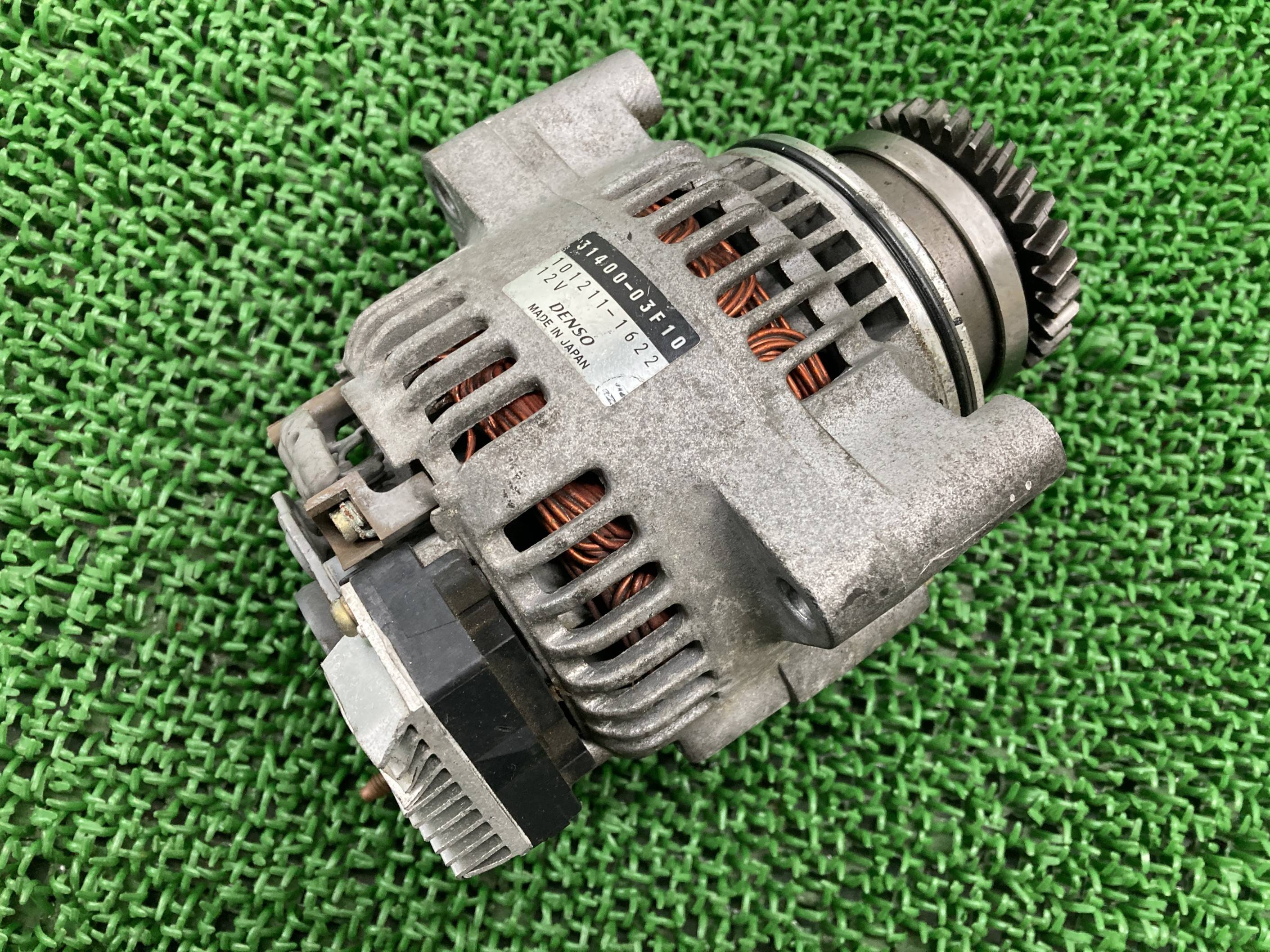 イナズマ400 ジェネレーター 31400-03F10 スズキ 純正 バイク 部品 GK7BA INAZUMA オルタネーター ダイナモ 機能的問題なし 車検 Genuine 【中古】 Qi