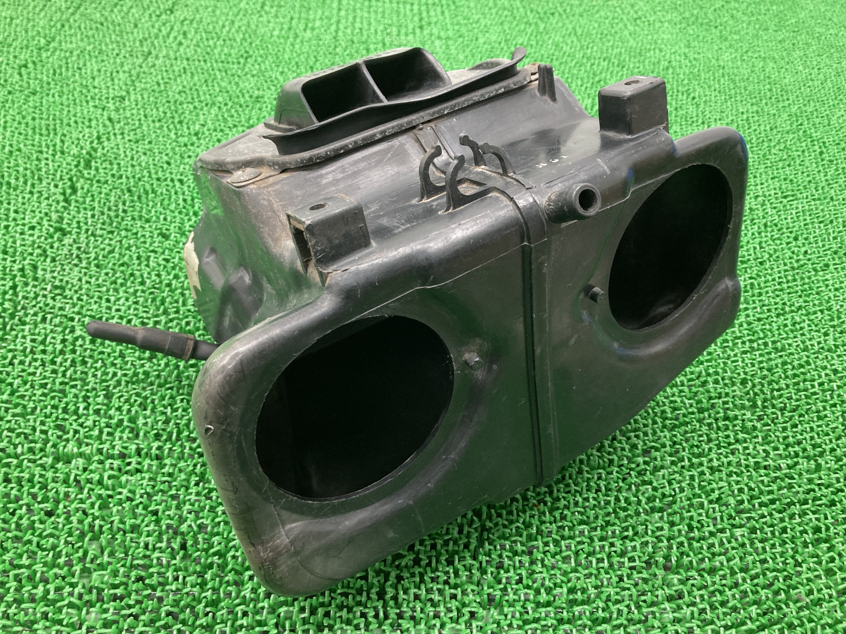 楽天市場】GSX400インパルス エアクリーナーカバー 右 在庫有