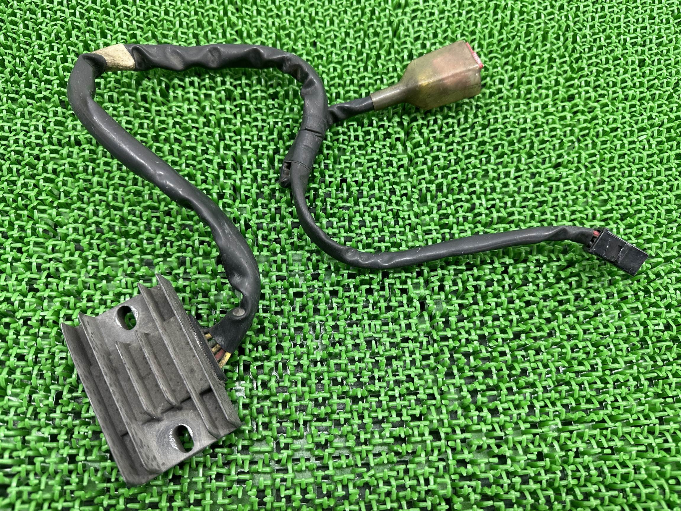 AX-1 レギュレター ホンダ 純正 バイク 部品 MD21 AX1 レギュレーター レクチファイヤー 機能的問題なし 車検 Genuine 【中古】 0