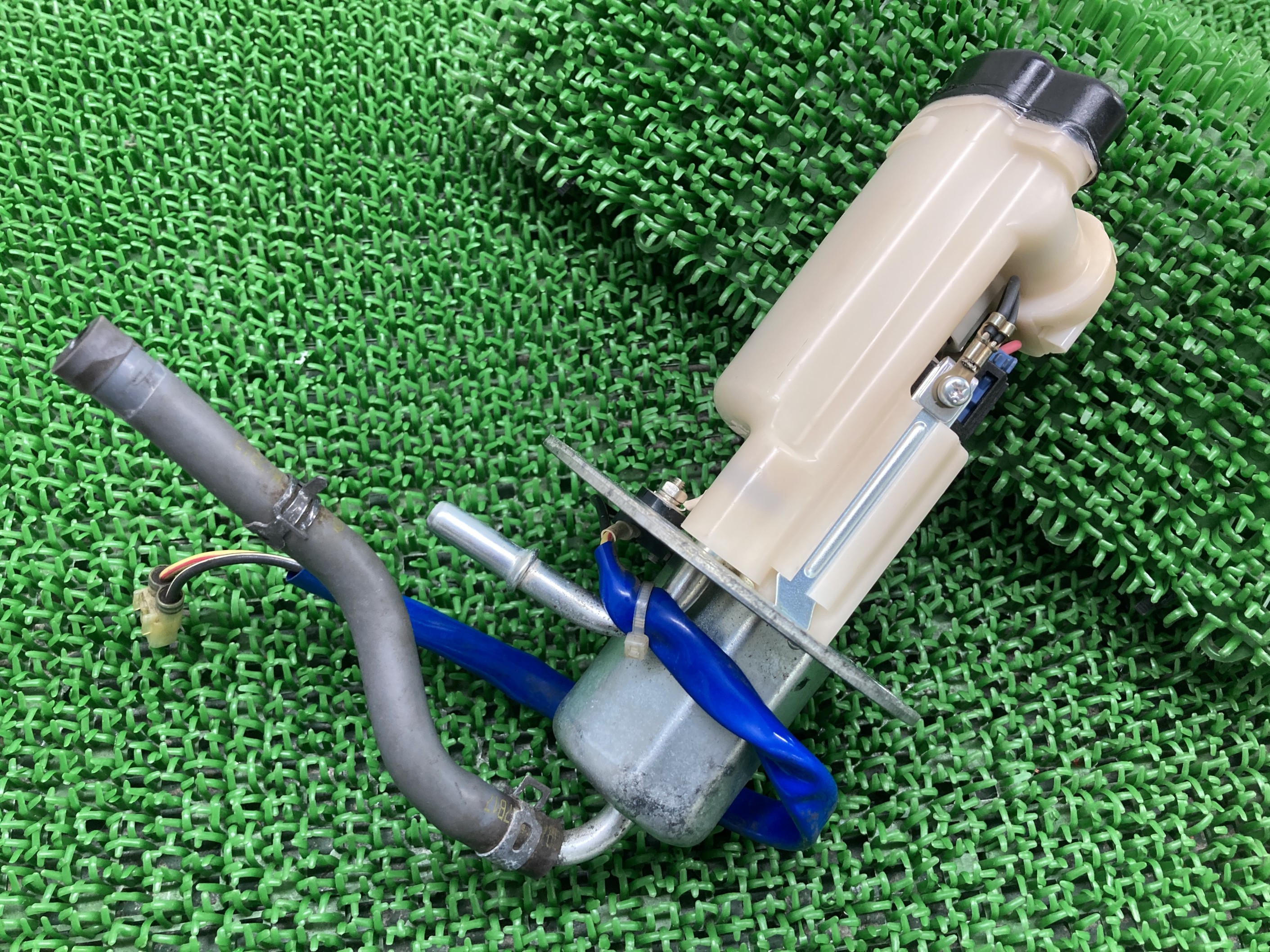 ホンダ　レブル250 純正フューエルポンプ ホンダ（HONDA） レブル250 フューエルポンプ 純正 中古 バイク 部品