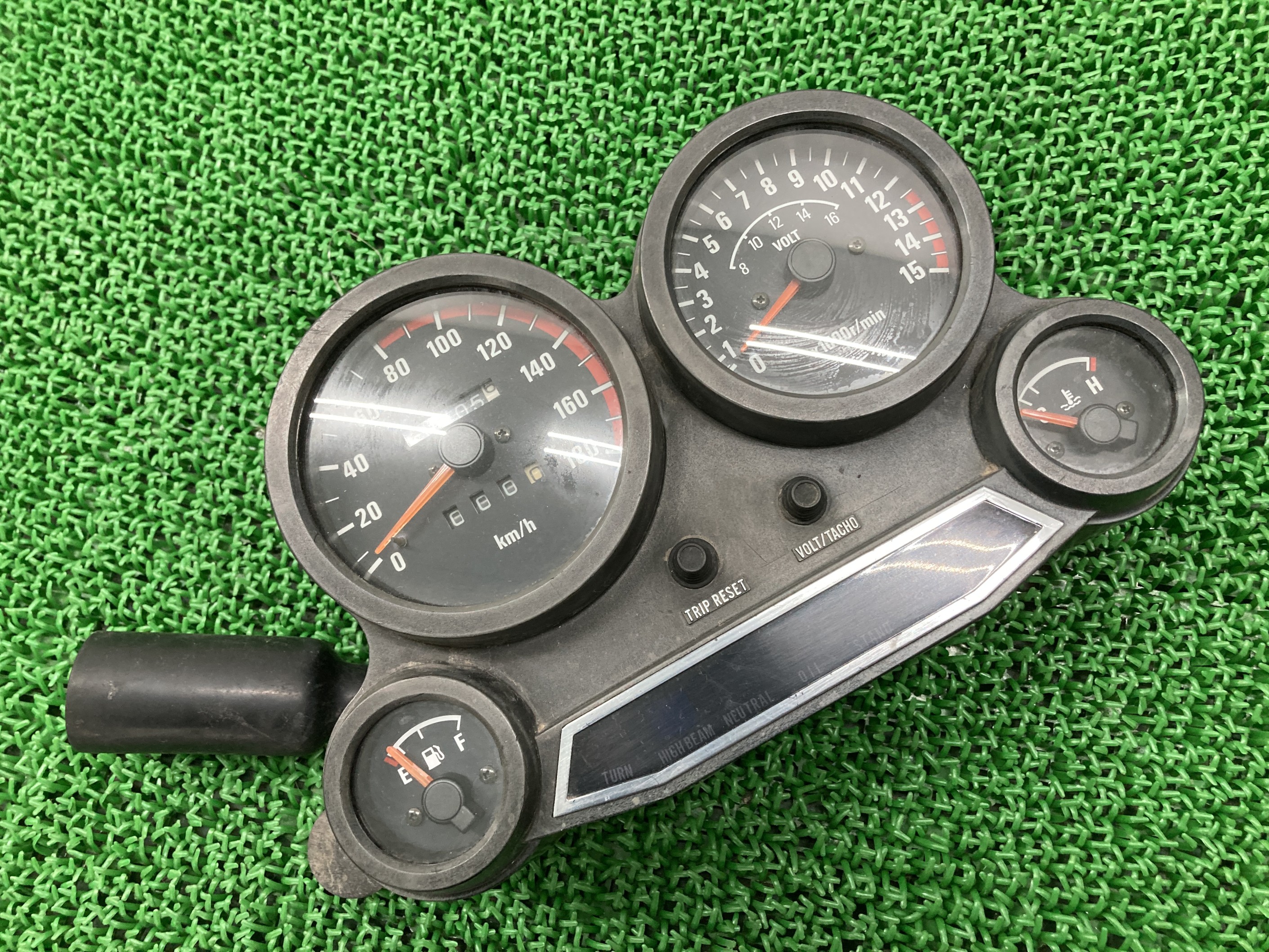 【希少】GPz750turbo GPz1100 純正メーター 260Km/h 希少】GPz750turbo GPz1100 純正メーター 260Km/h パーツ