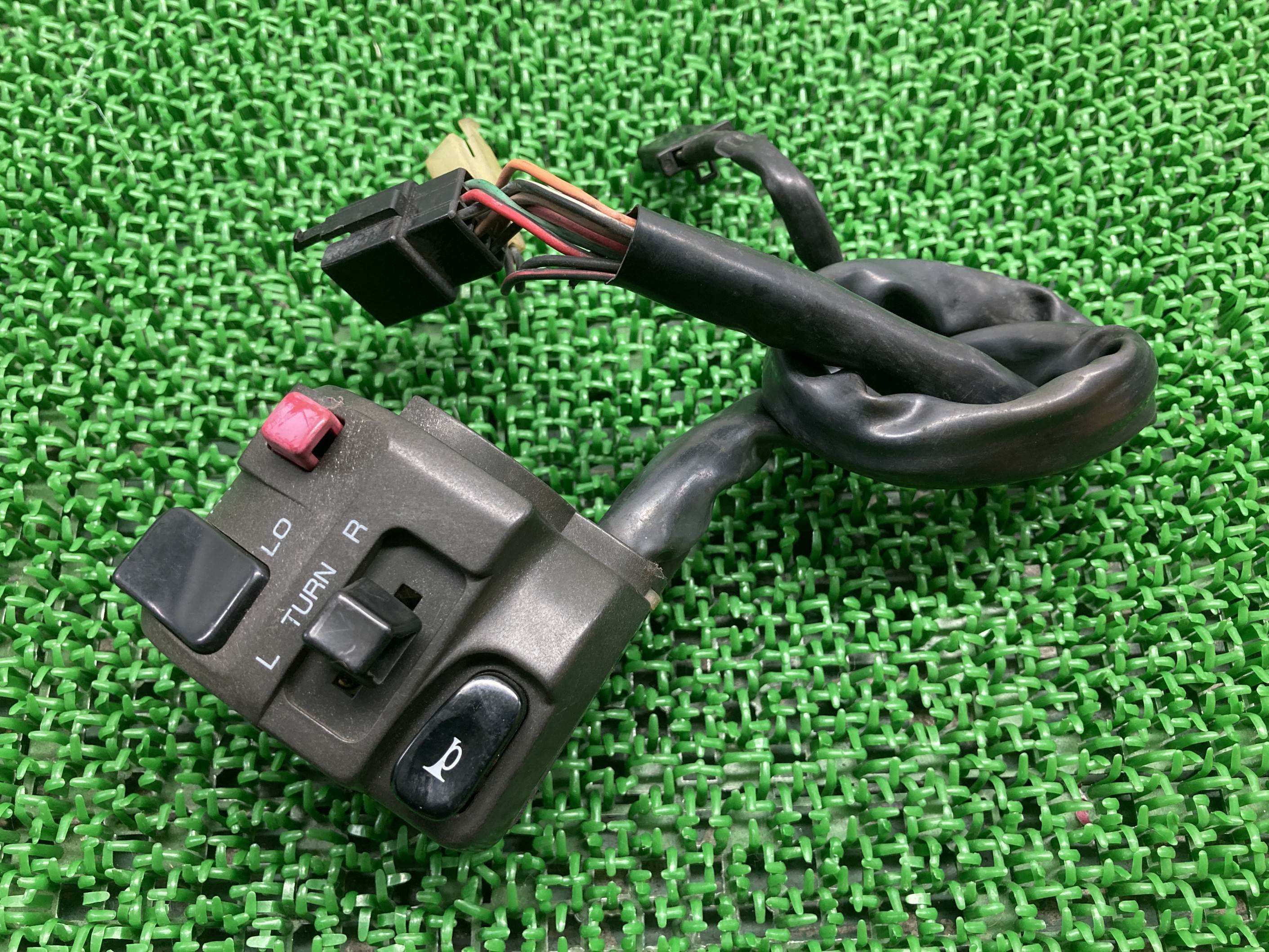 バリオスハンドルスイッチ左カワサキ純正バイク部品ZR250ABALIUSスイッチボックス割れ欠け無し品薄希少品車検Genuine【中古】 65|ティーエスパーツ 店