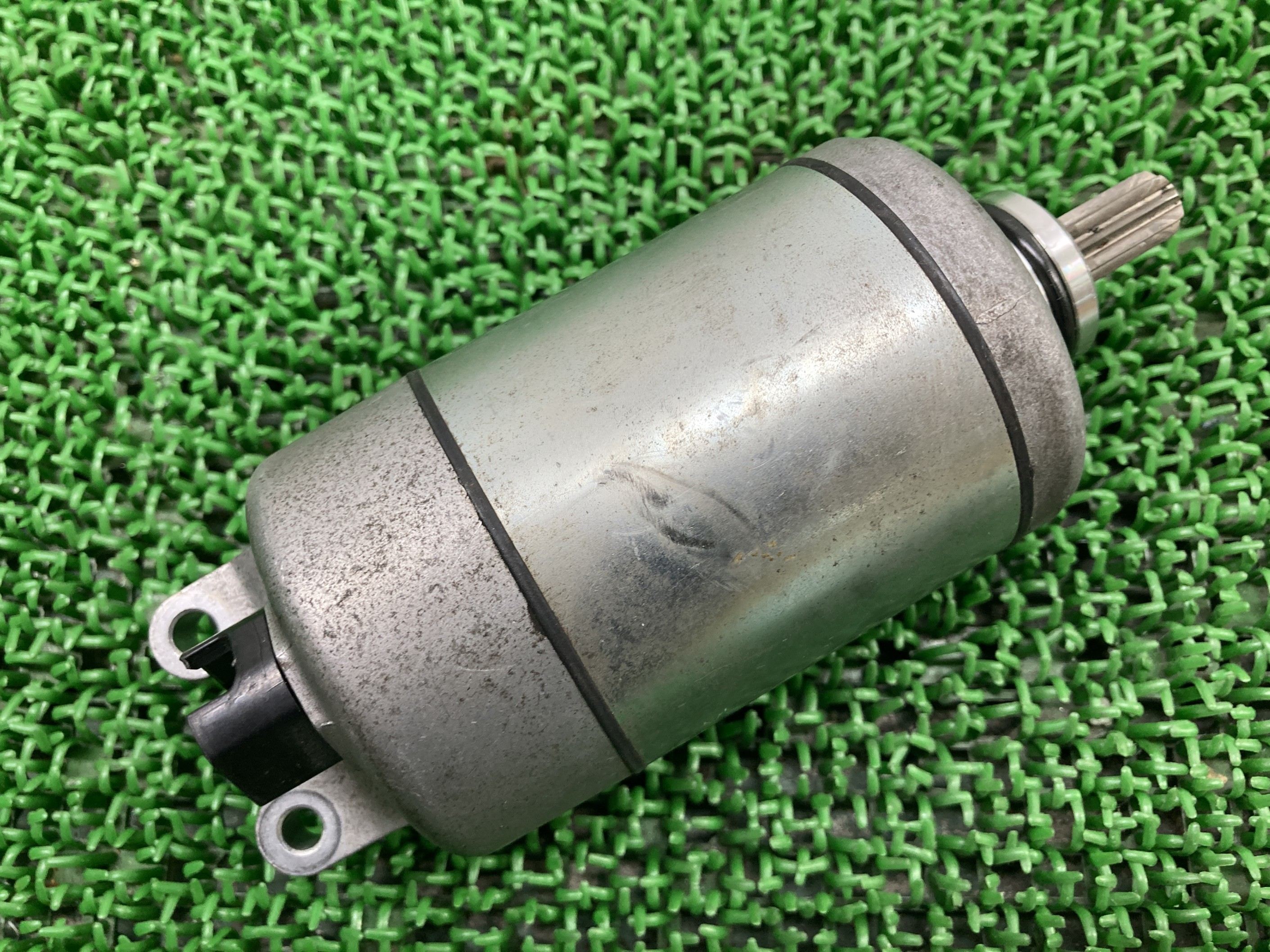 MT-09 セルモーター ヤマハ 純正 バイク 部品 RN34J スターターモーター 機能的問題なし 品薄 希少品 車検 Genuine 【中古】 92｜ティーエスパーツ　店