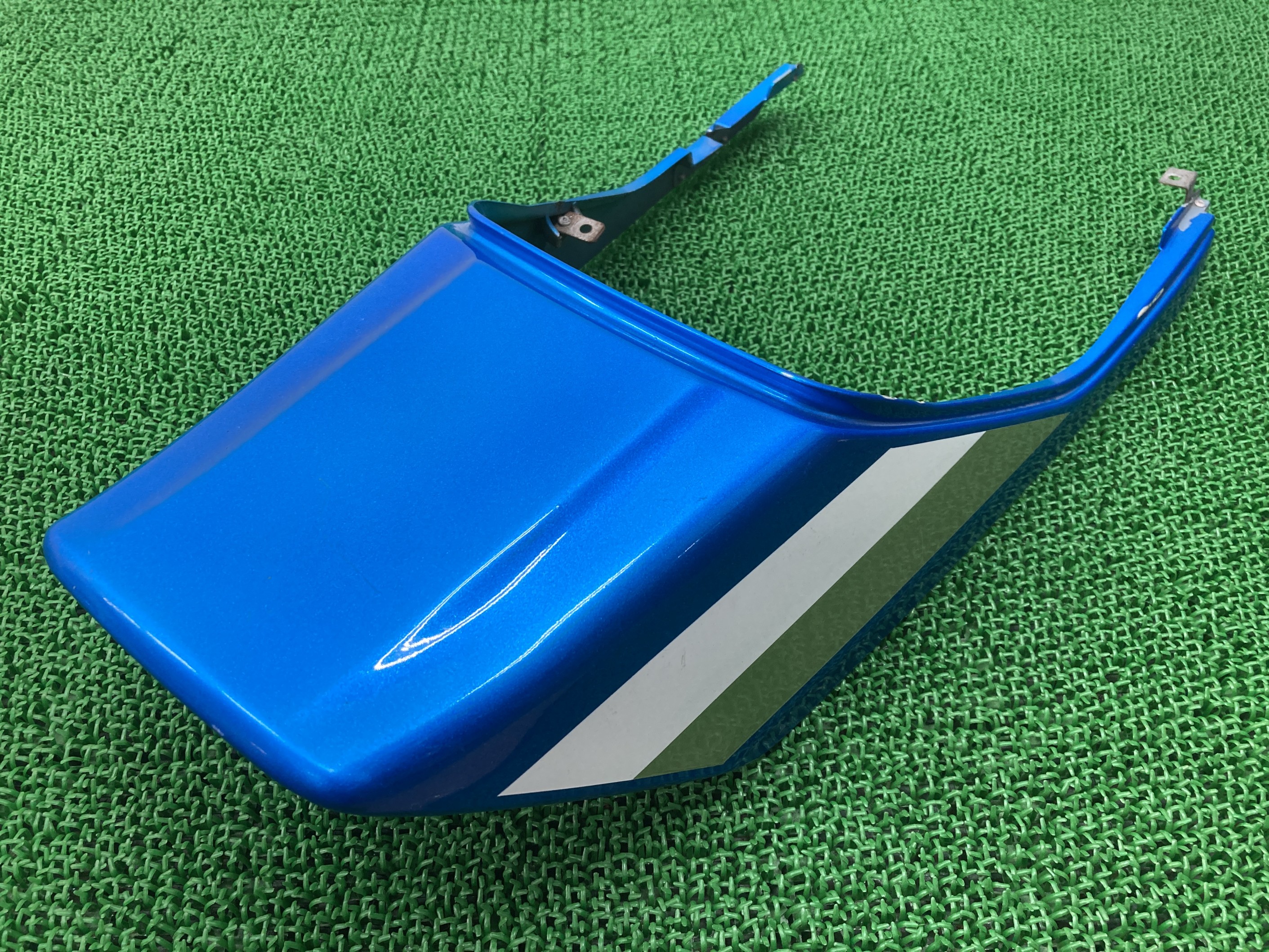 ZRX400 テールカウル 純正品 希少品 楽天市場】ZRX400 テールカウル 黒 カワサキ 純正 バイク 部品 ZR400E