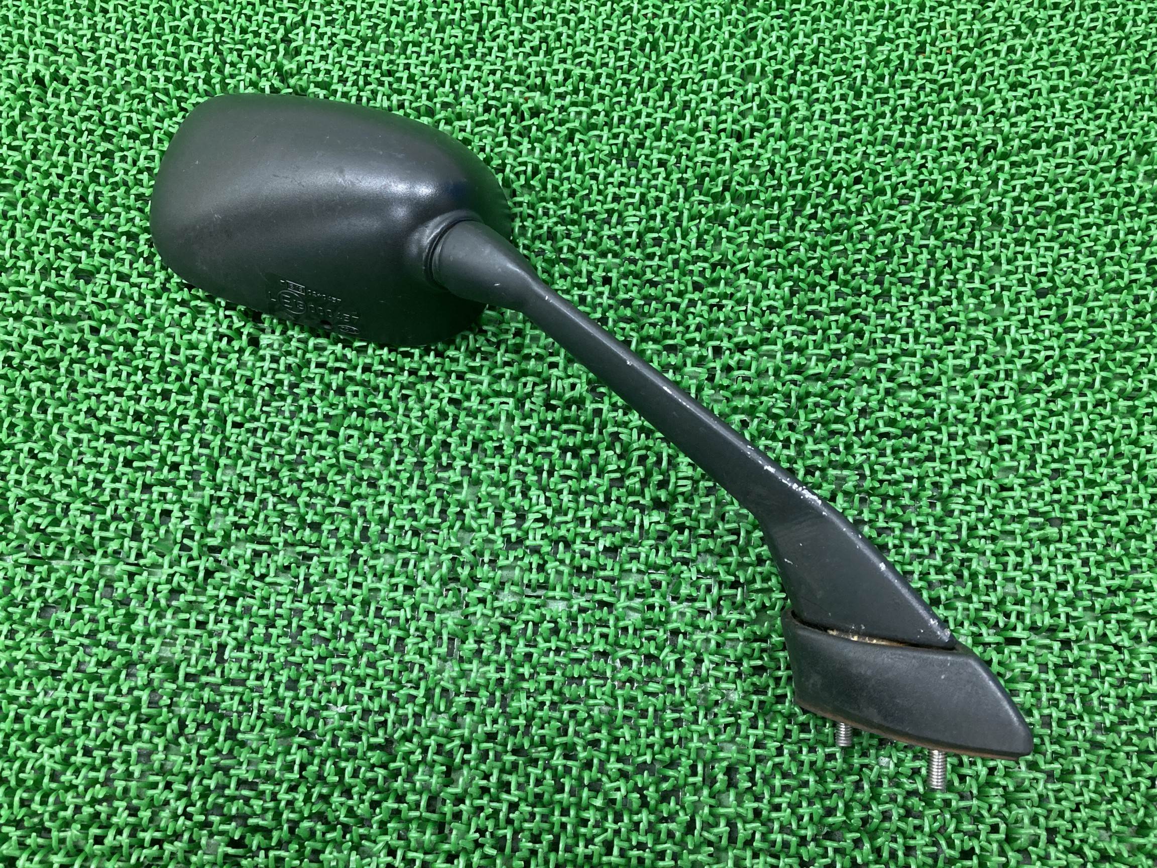 FZ-1フェザー ミラー 右 ヤマハ 純正 バイク 部品 RN16 RN21 品薄 希少品 割れ欠け無し 車検 Genuine 【中古】 50
