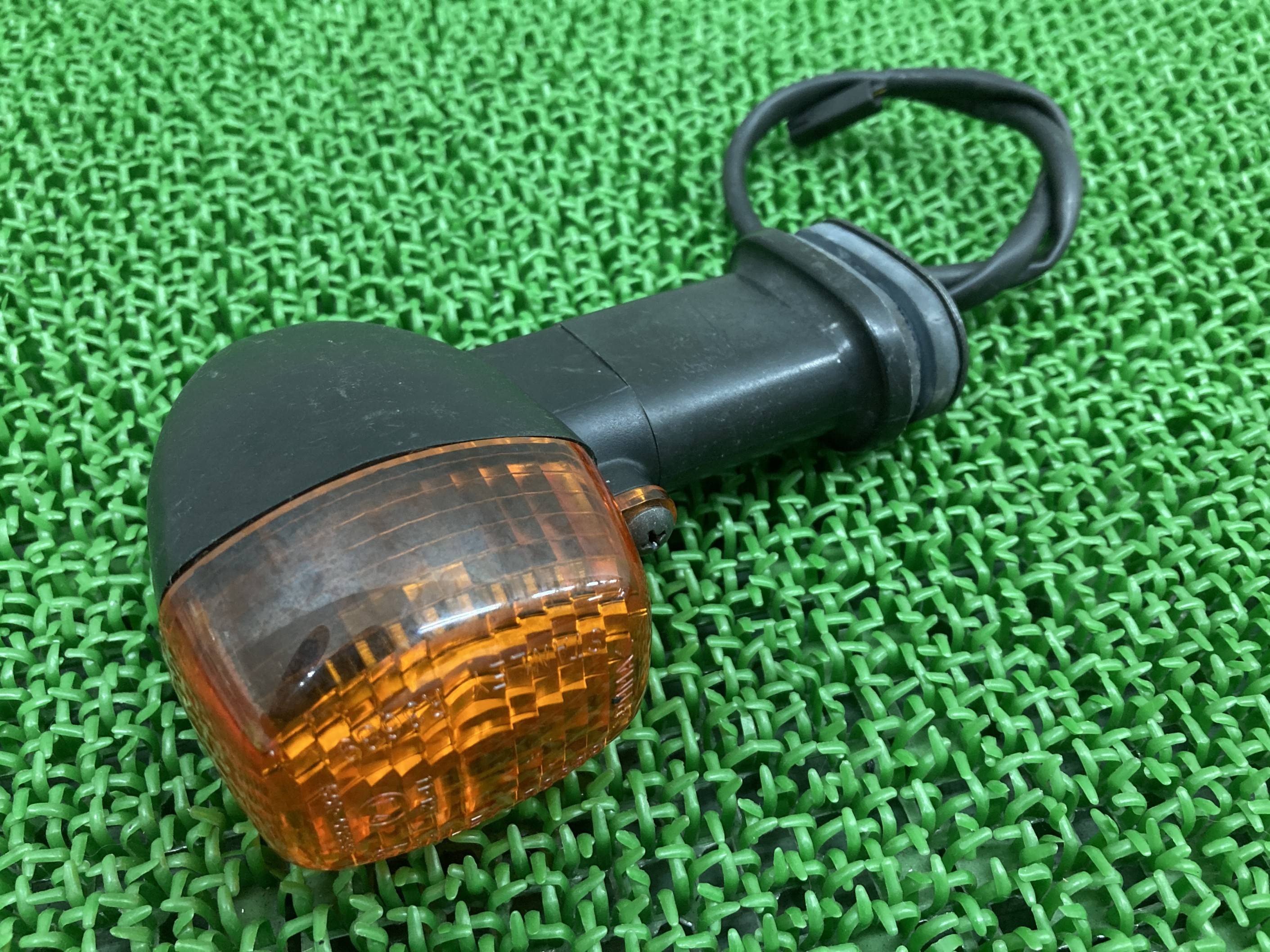 ZX-12R リアウインカー 片側 R3689 カワサキ 純正 バイク 部品 ZXT20A ゴムブッシュ ステー 割れ欠け無し 品薄 車検 Genuine 【中古】 Xi