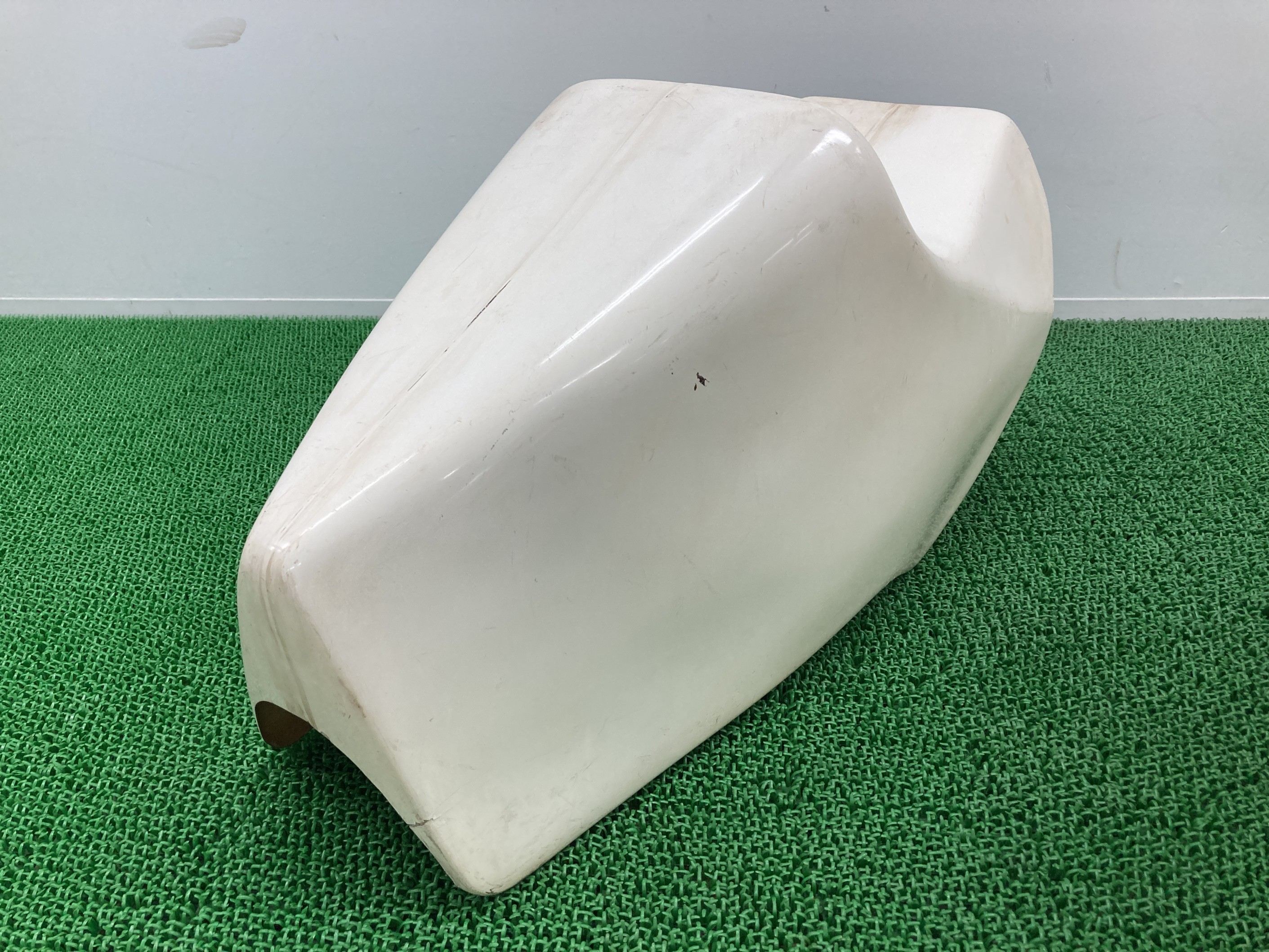 NSR50シートカウル社外バイク部品AC10FRP箱シートテールカウルカスタム素材に品薄【中古】 20|ティーエスパーツ 店