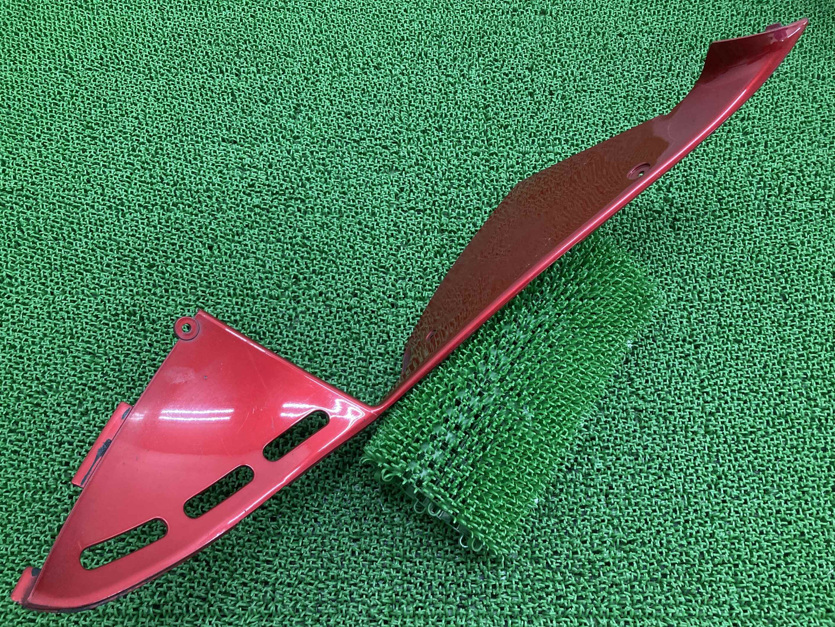 ZX-12R センターカウル 左 赤M カワサキ 純正 バイク 部品 ZX1200A アンダーカウル フロントカウル 修復素材に コケキズ無し 車検 Genuine 【中古】 68
