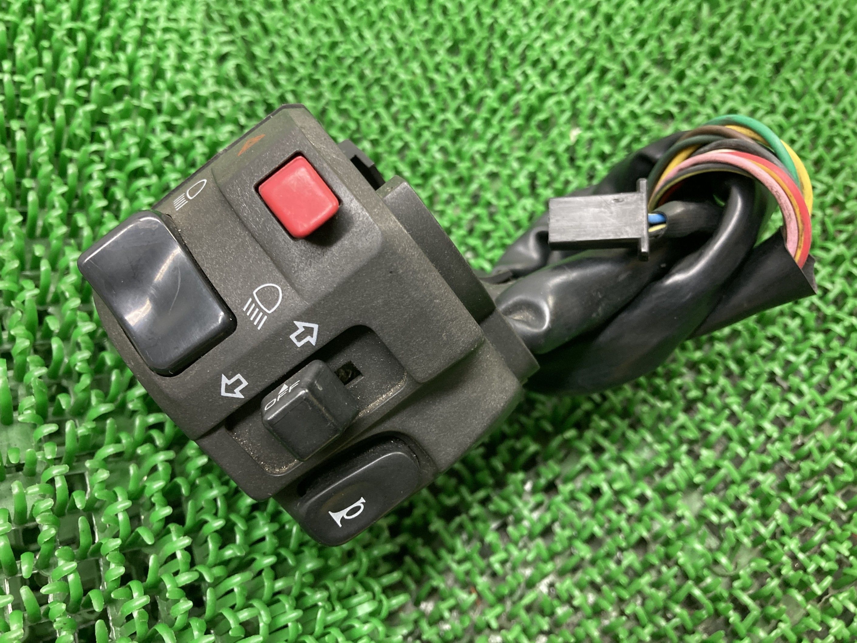 GPZ900R ハンドルスイッチ 左 カワサキ 純正 バイク 部品 ZX900A A7～ スイッチボックス 割れ欠け無し 品薄 希少品 車検 Genuine 【中古】 mM