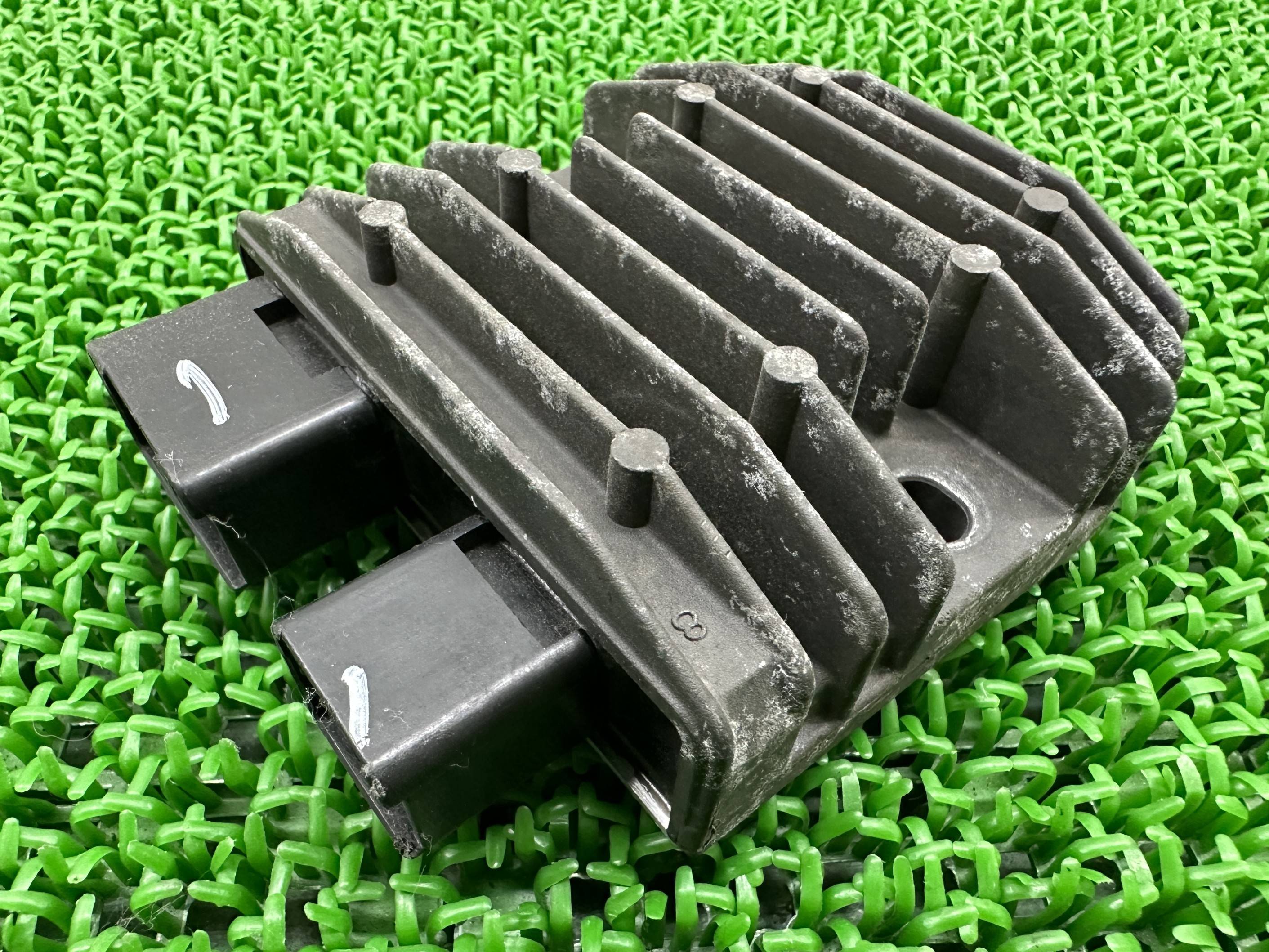 フォルツァ レギュレター ホンダ 純正 バイク 部品 MF06 レクチ