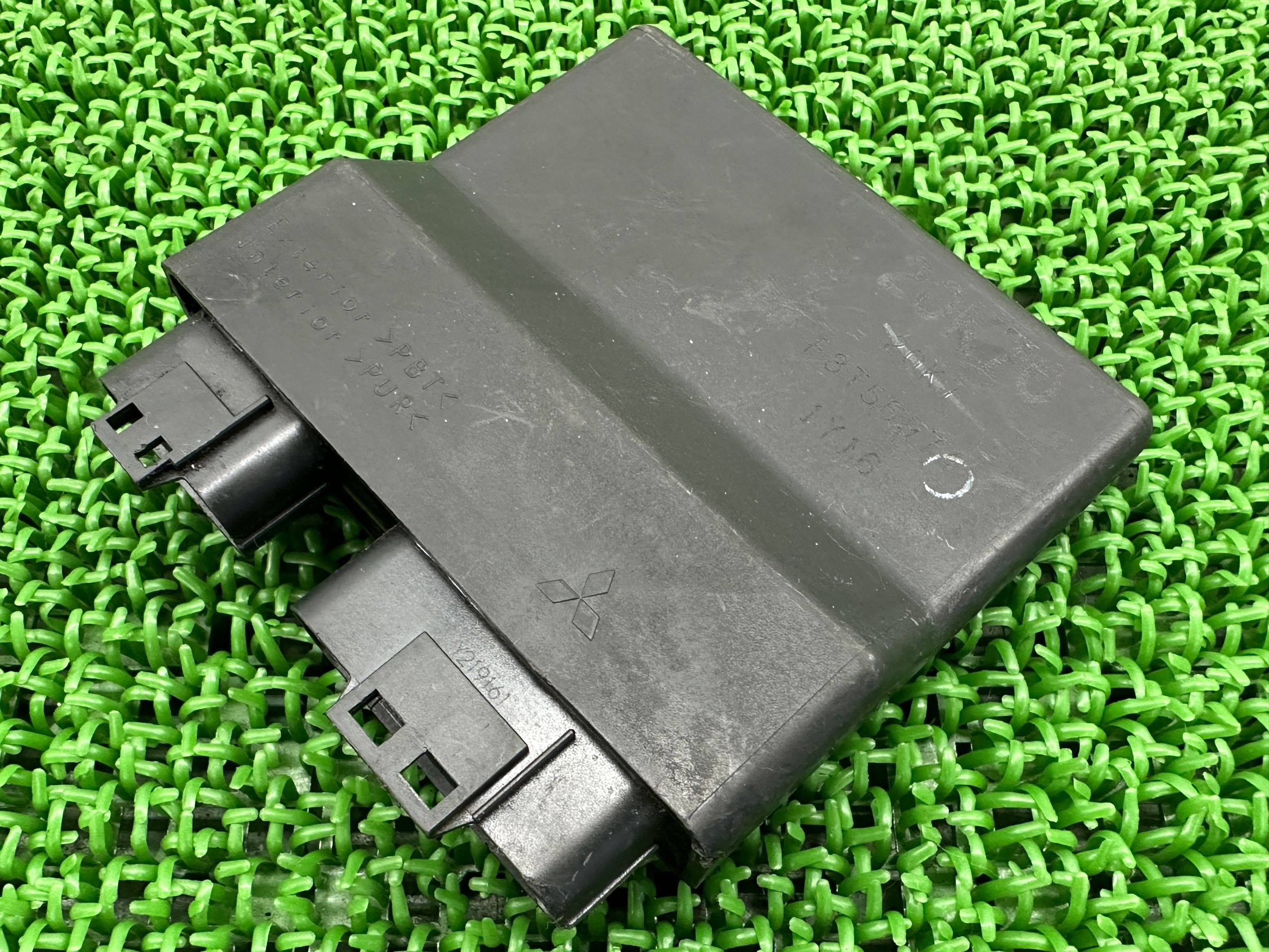 GSX250R ECU スズキ 純正 バイク 部品 DN11A ECM エンジンコントロールユニット 機能的問題なし 品薄 車検 Genuine 【中古】 68｜ティーエスパーツ　店