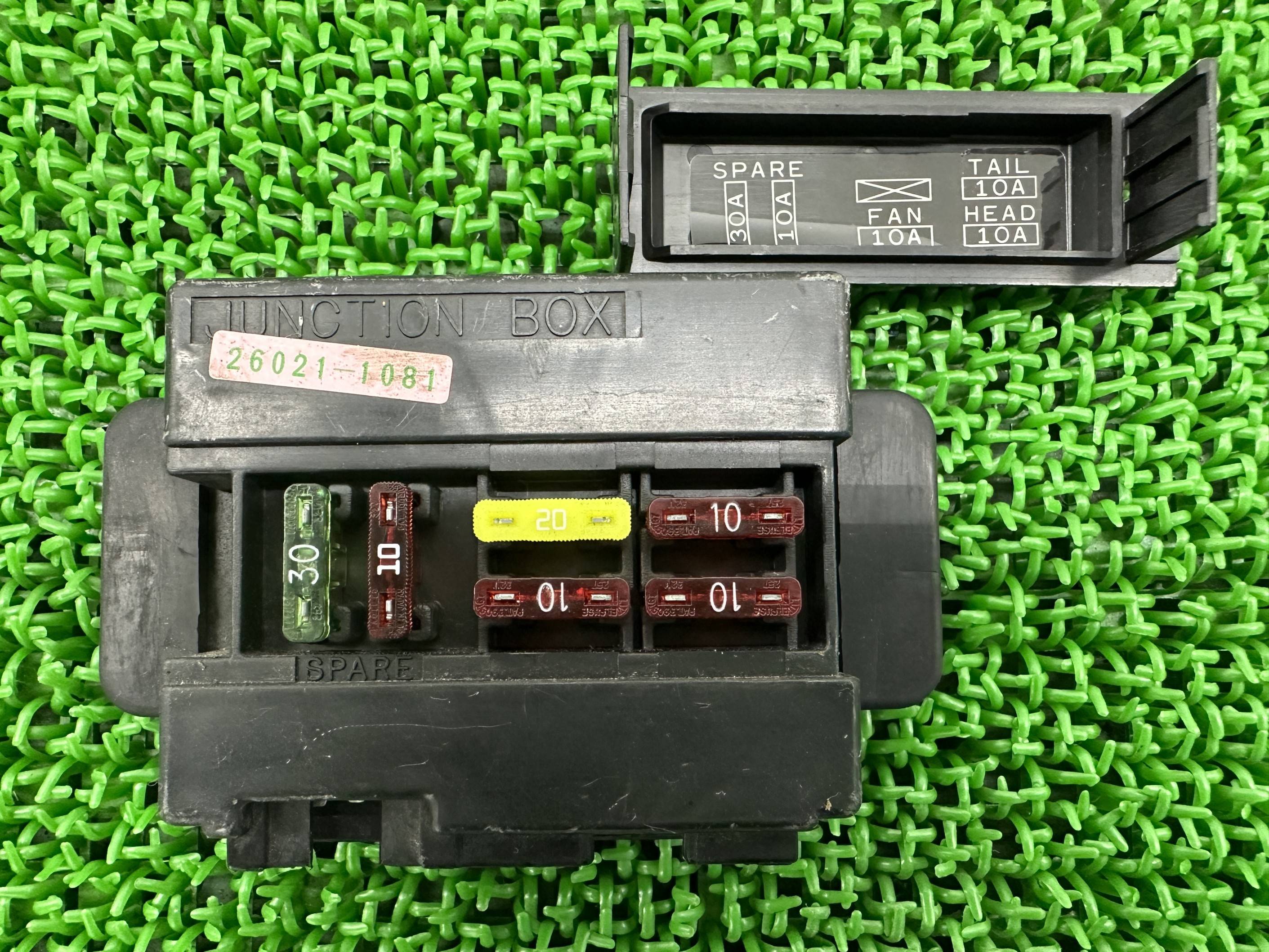 3　ジャンクションボックス 楽天市場】ZZ-R1100 ヒューズボックス カワサキ 純正 バイク 部品