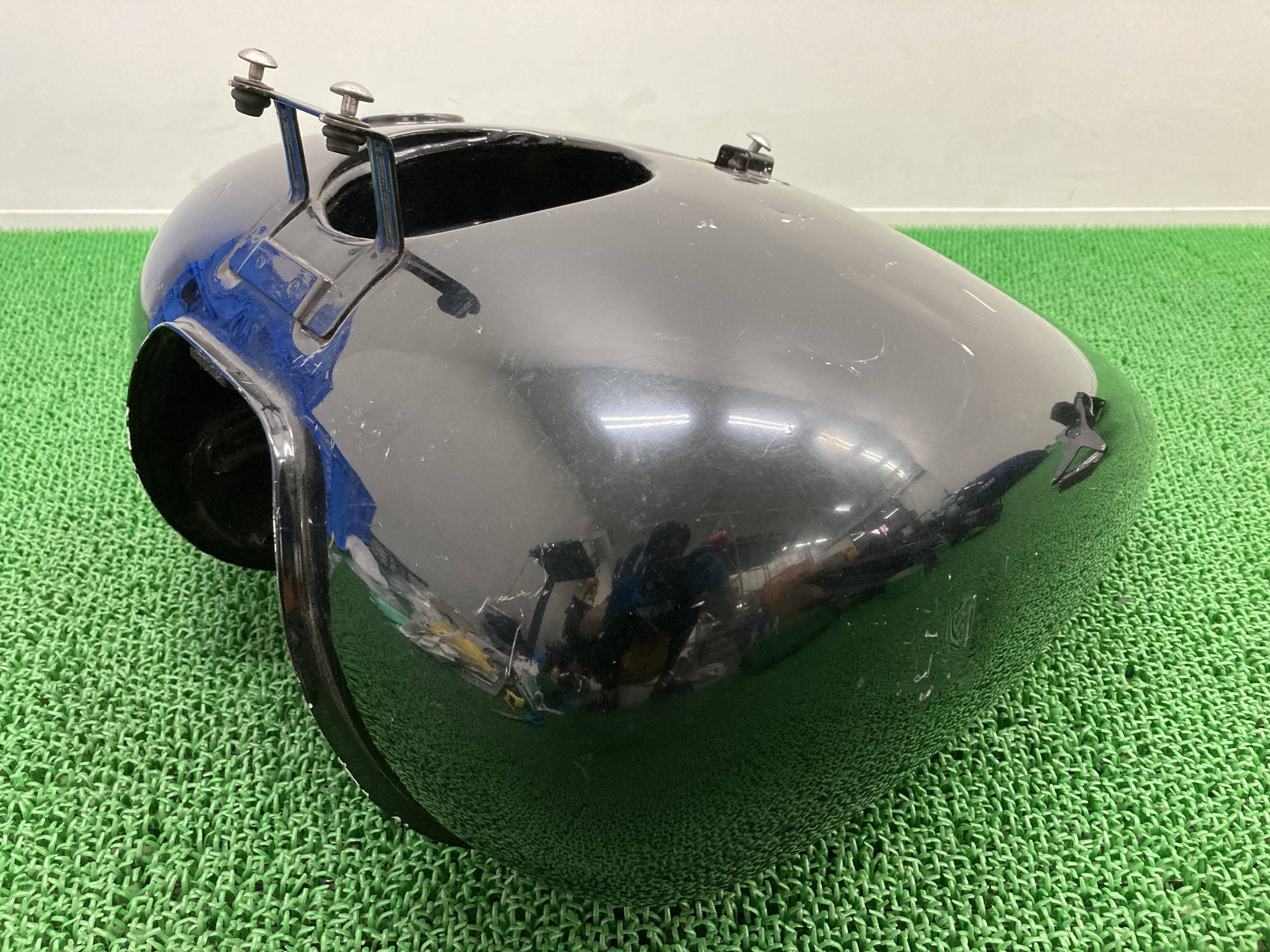 ドラッグスター400 タンク 黒 ヤマハ 純正 バイク 部品 4TR ノーマルガソリンタンク 修復素材に コケキズ無し 品薄 希少品 車検 Genuine 【中古】 nK|ティーエスパーツ 店