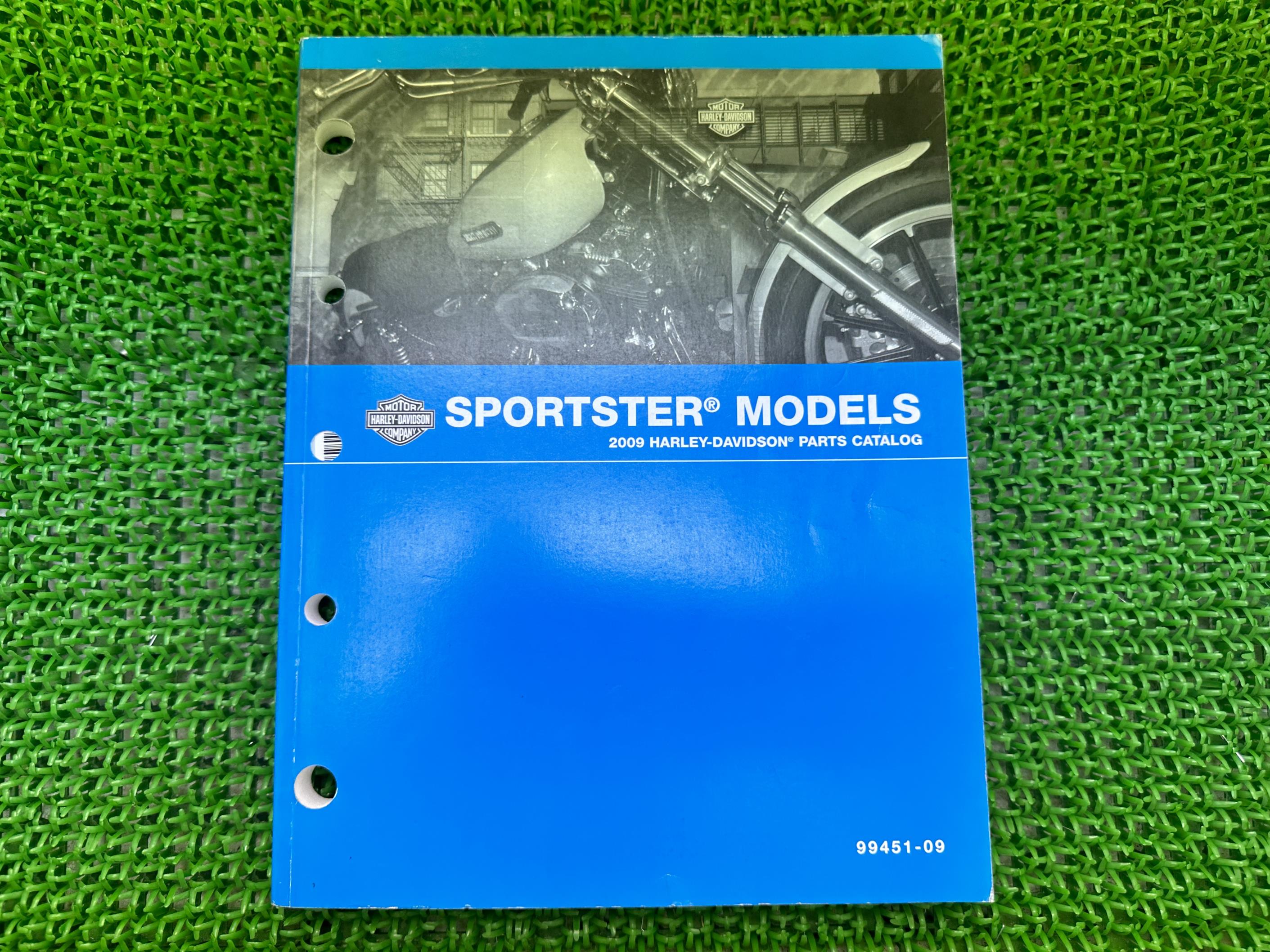 スポーツスター パーツリスト 英語版 ハーレー 正規 バイク 整備書 2009年モデル パーツカタログ 美品 車検 パーツカタログ 整備書 【中古】 Kr