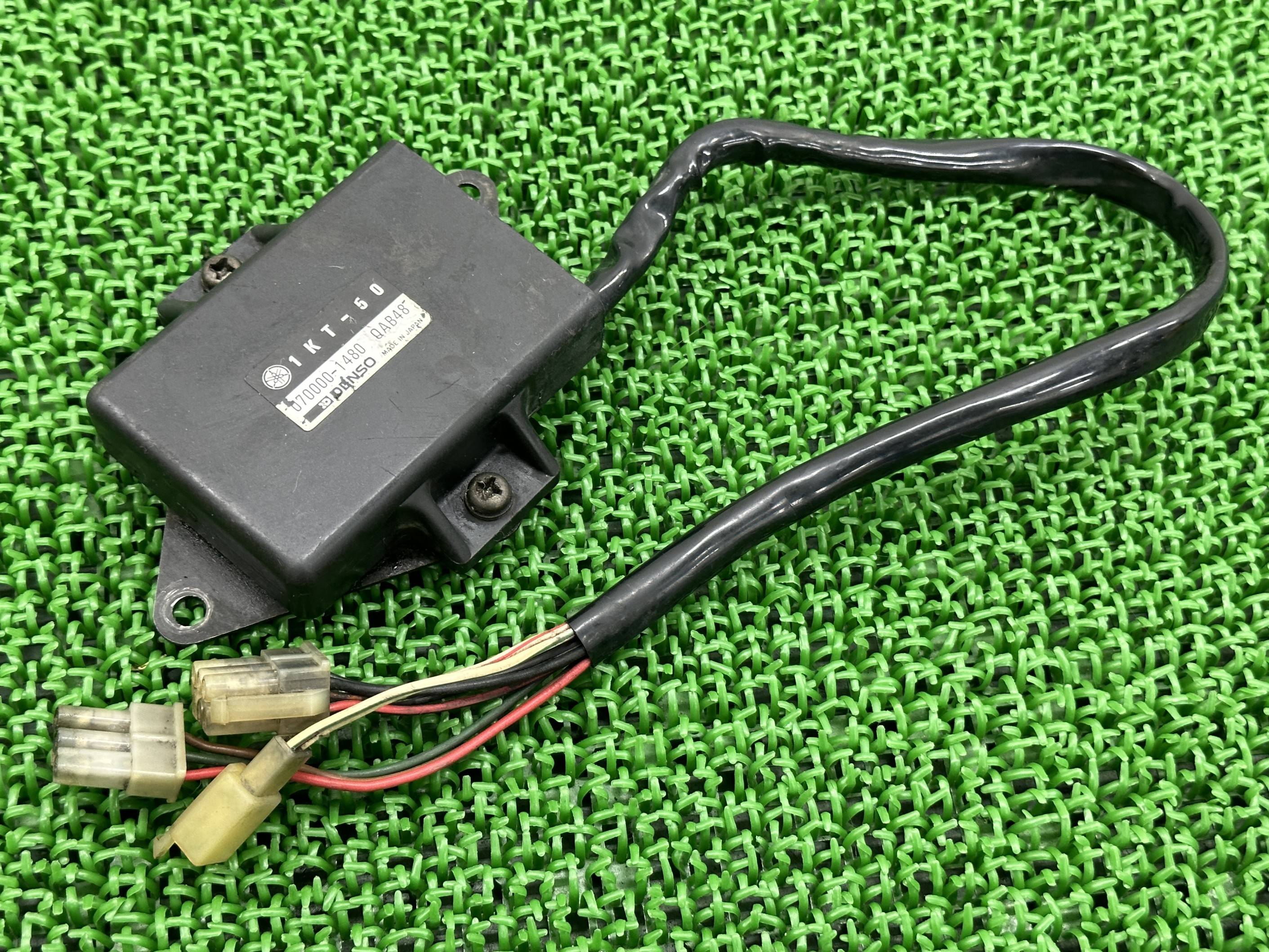 TZR250 イグナイター ヤマハ 純正 バイク 部品 1KT CDI スパークユニット ステー付き 機能的問題なし 車検 Genuine 【中古】 Tr