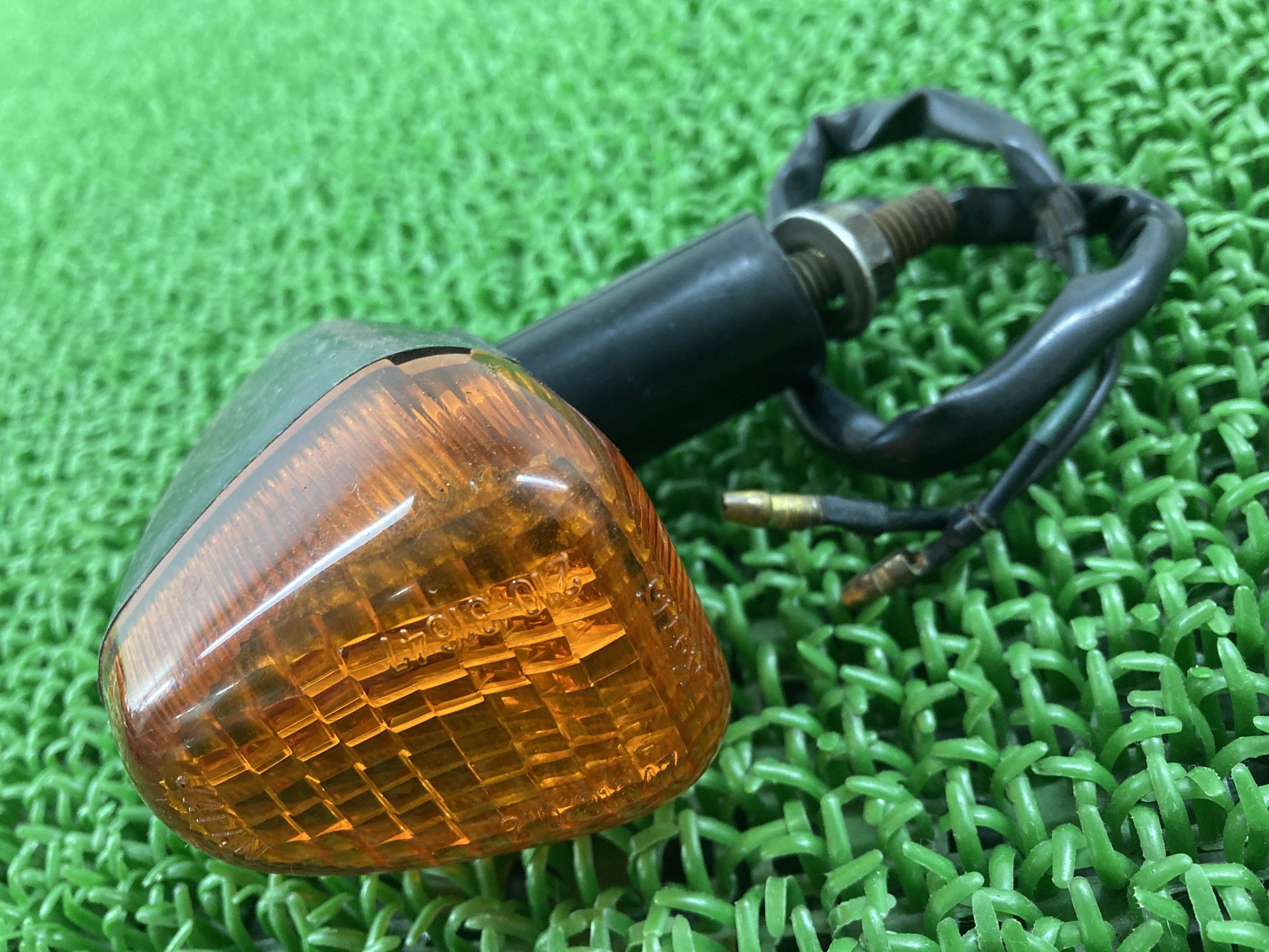 FZR400RR ウインカー 右前/右後 210-31647 ヤマハ 純正 バイク 部品 3TJ 割れ欠け無し 品薄 希少品 車検 Genuine 【中古】 Vz
