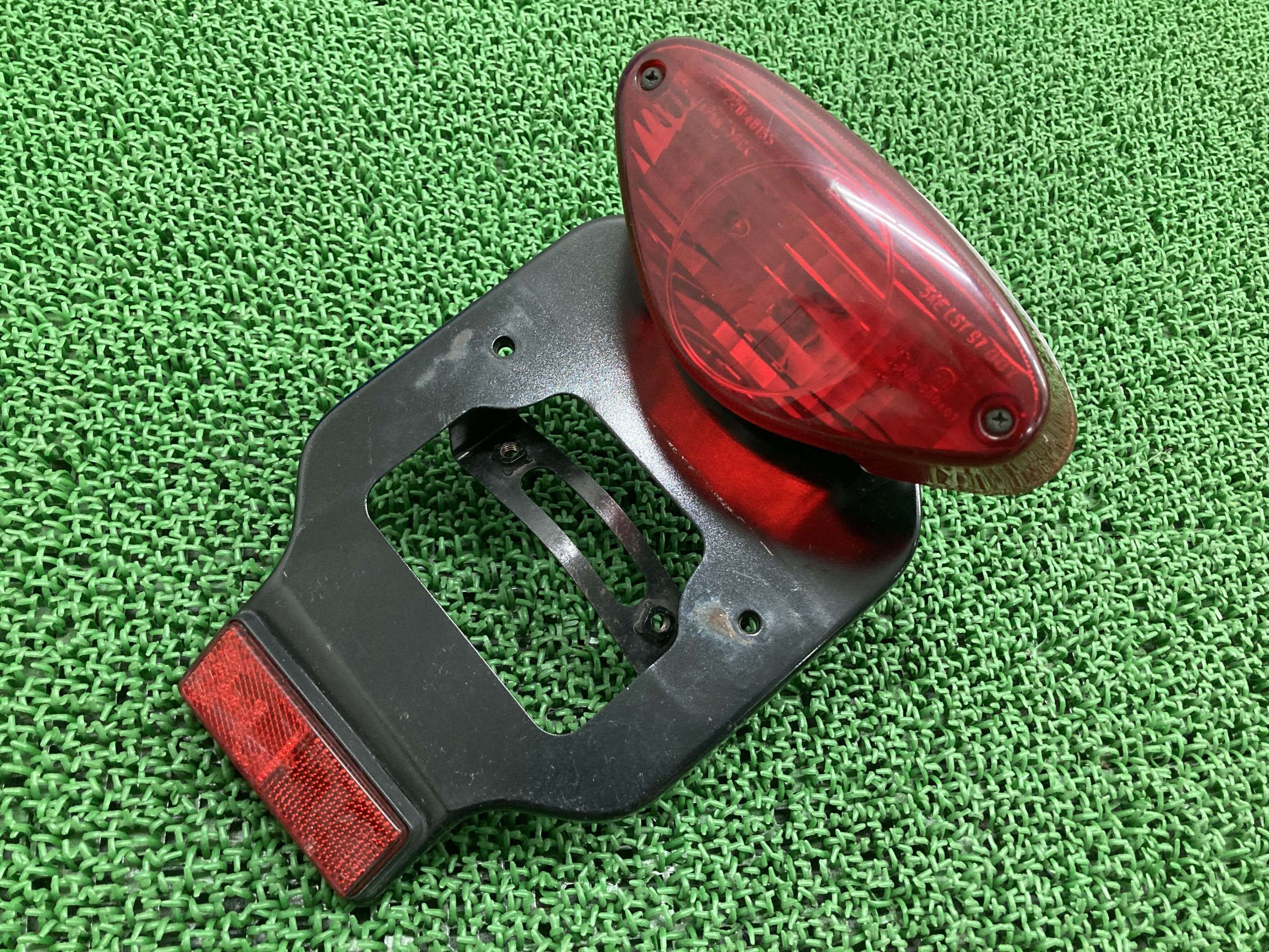 楽天市場】Kawasaki 純正 W800/W800 STREET/W800 CAFE テールランプ